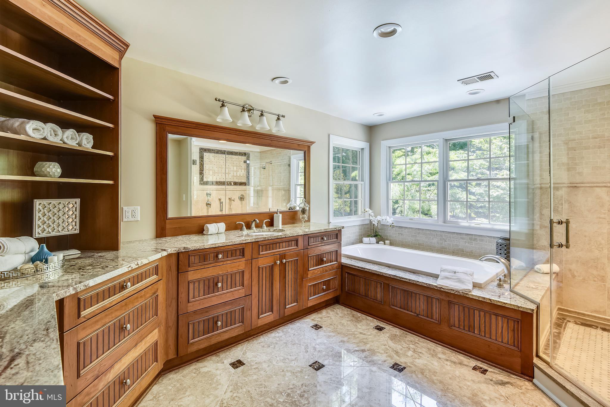 SOUTH RIVER COLONY - Residential