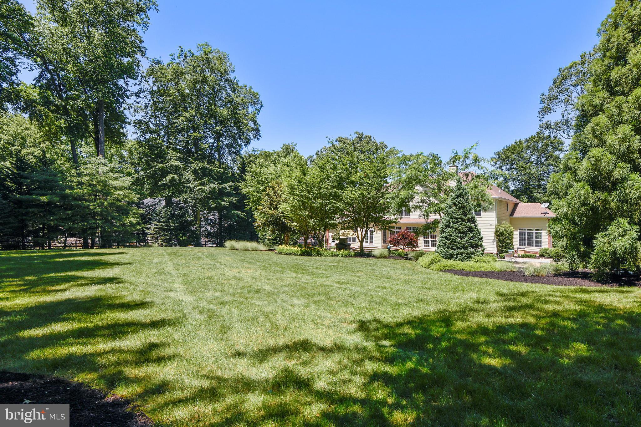 SOUTH RIVER COLONY - Residential