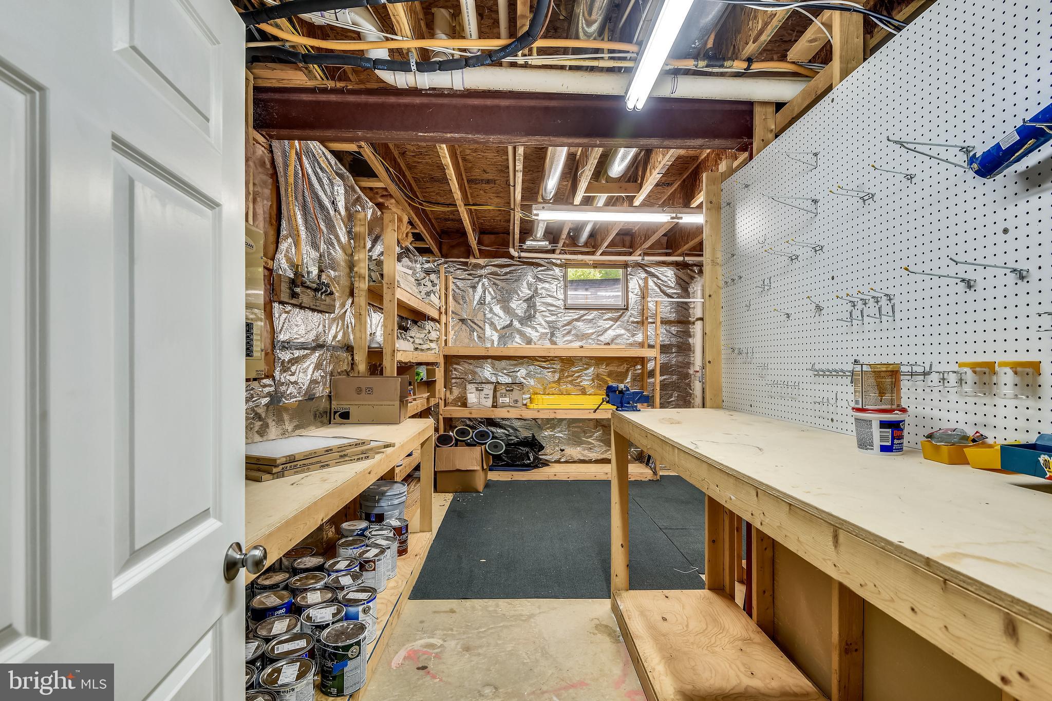 SOUTH RIVER COLONY - Residential