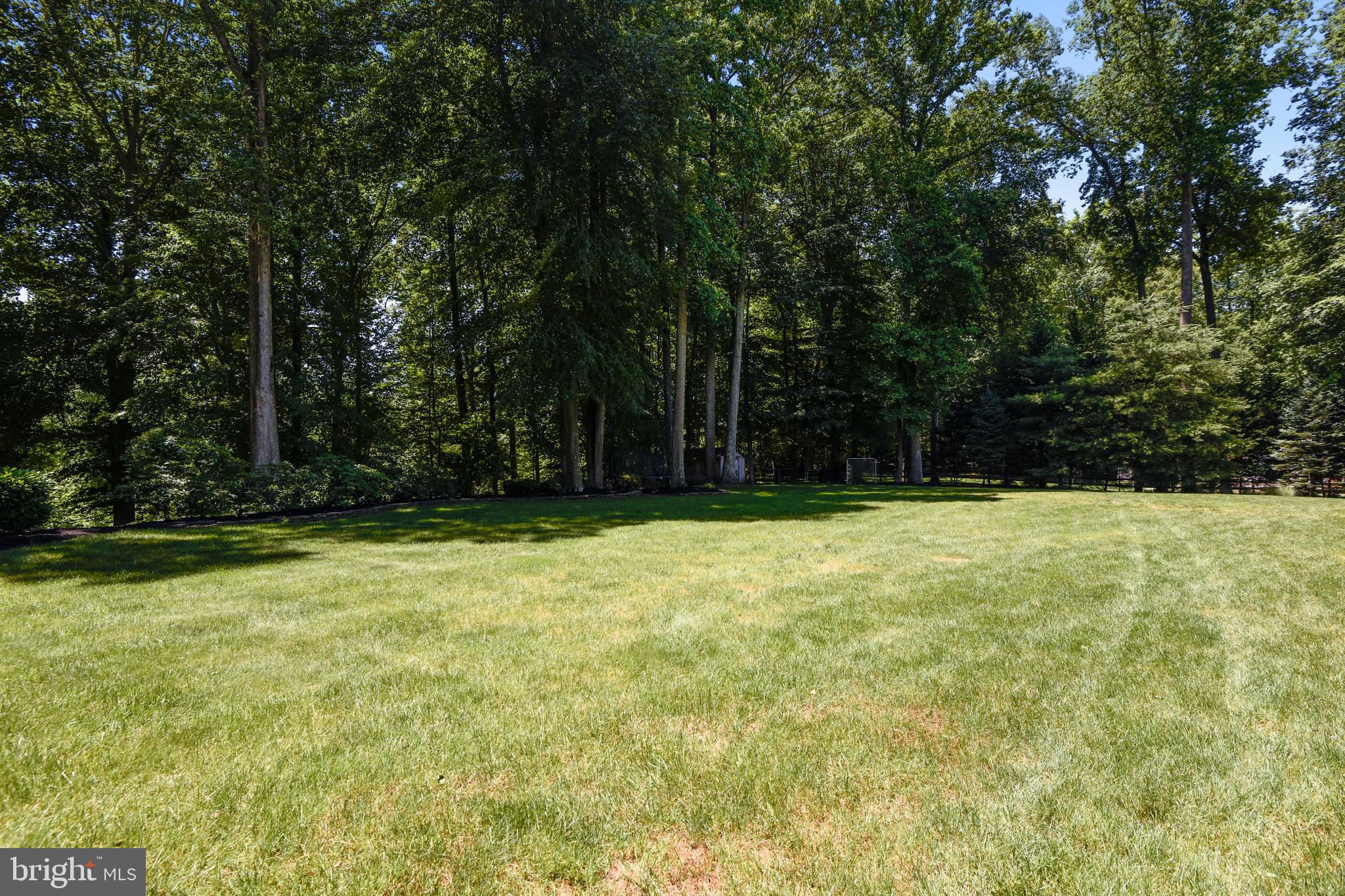 SOUTH RIVER COLONY - Residential