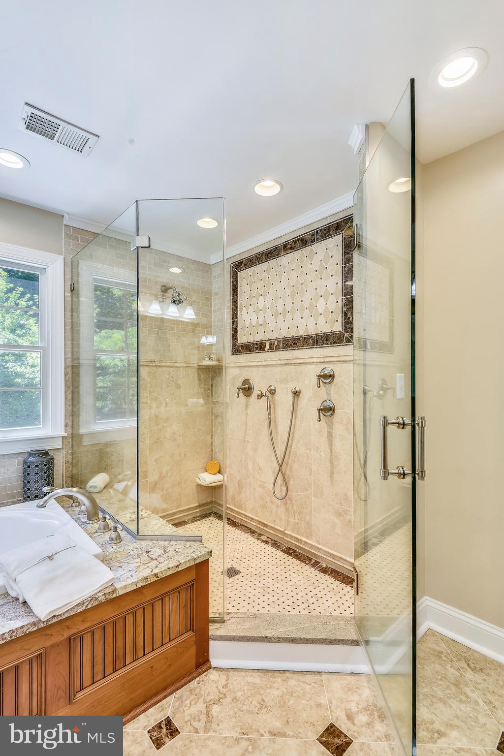 SOUTH RIVER COLONY - Residential