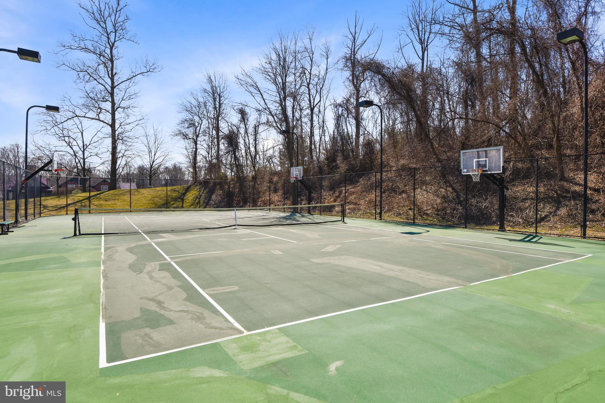 SOUTH RIVER COLONY - Residential