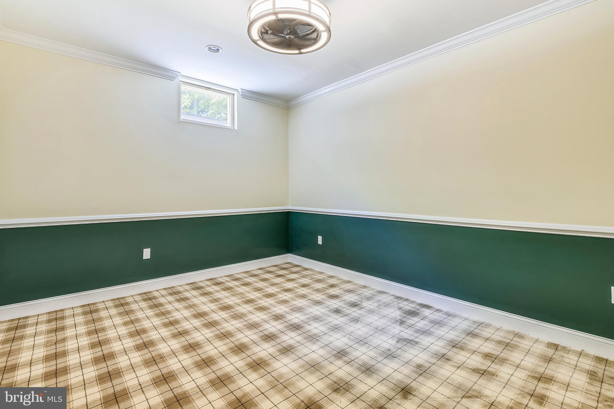 SOUTH RIVER COLONY - Residential