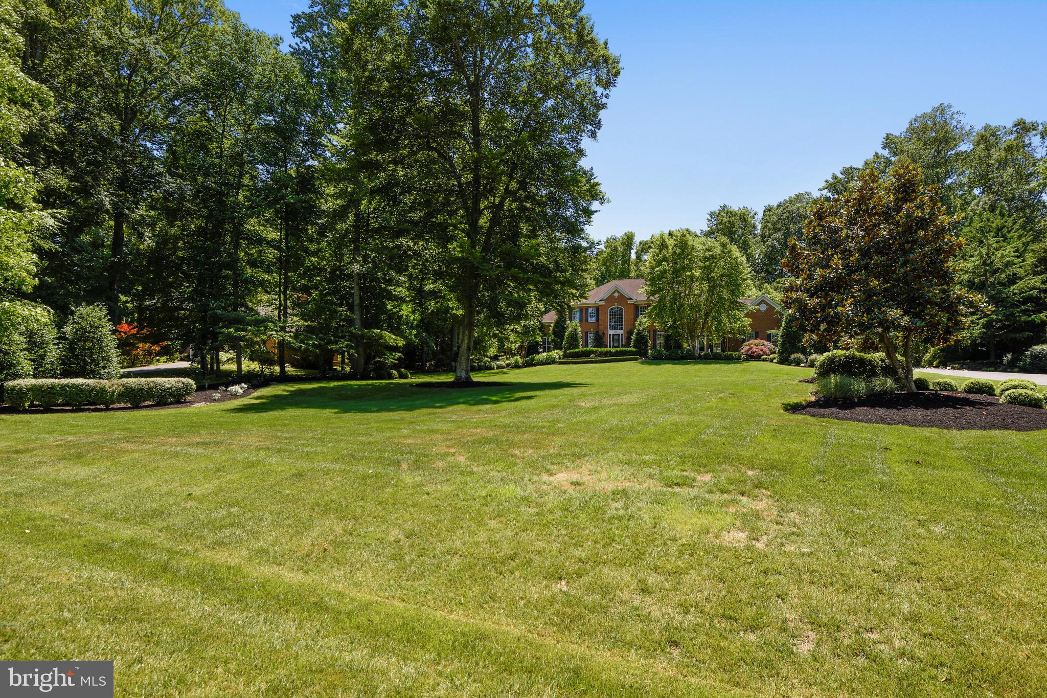 SOUTH RIVER COLONY - Residential