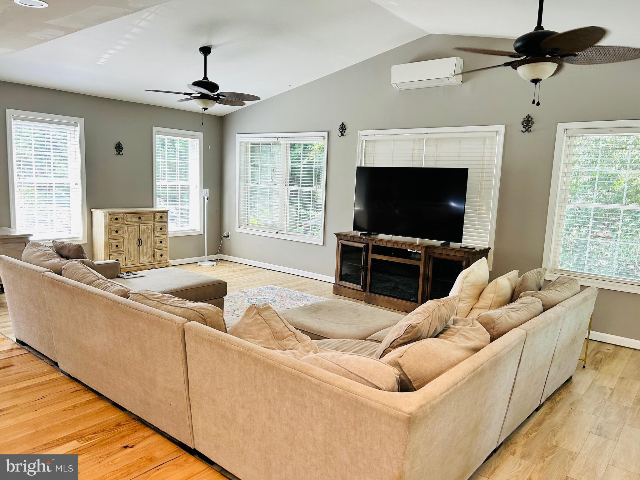 CLARKS RUN - Residential