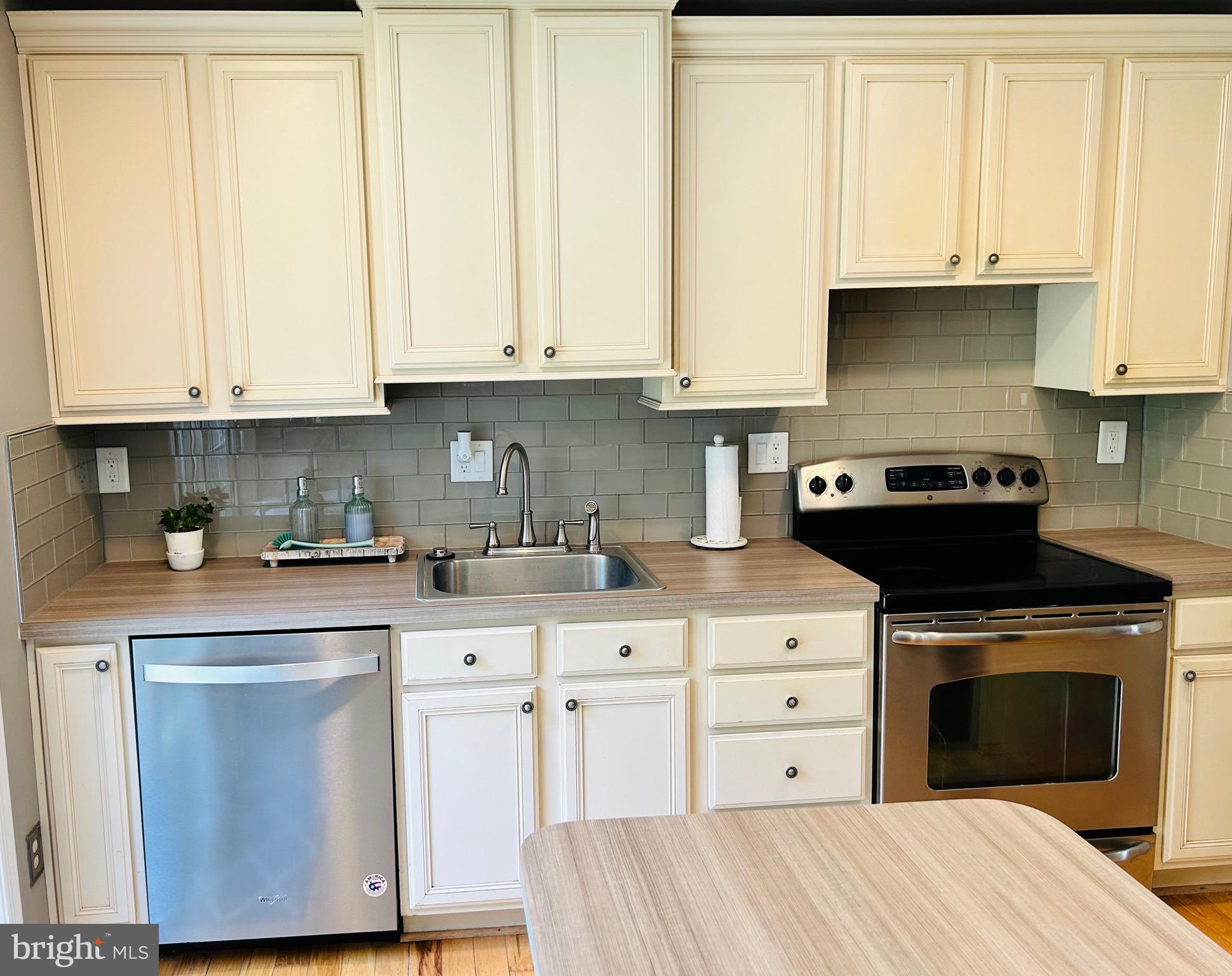 CLARKS RUN - Residential