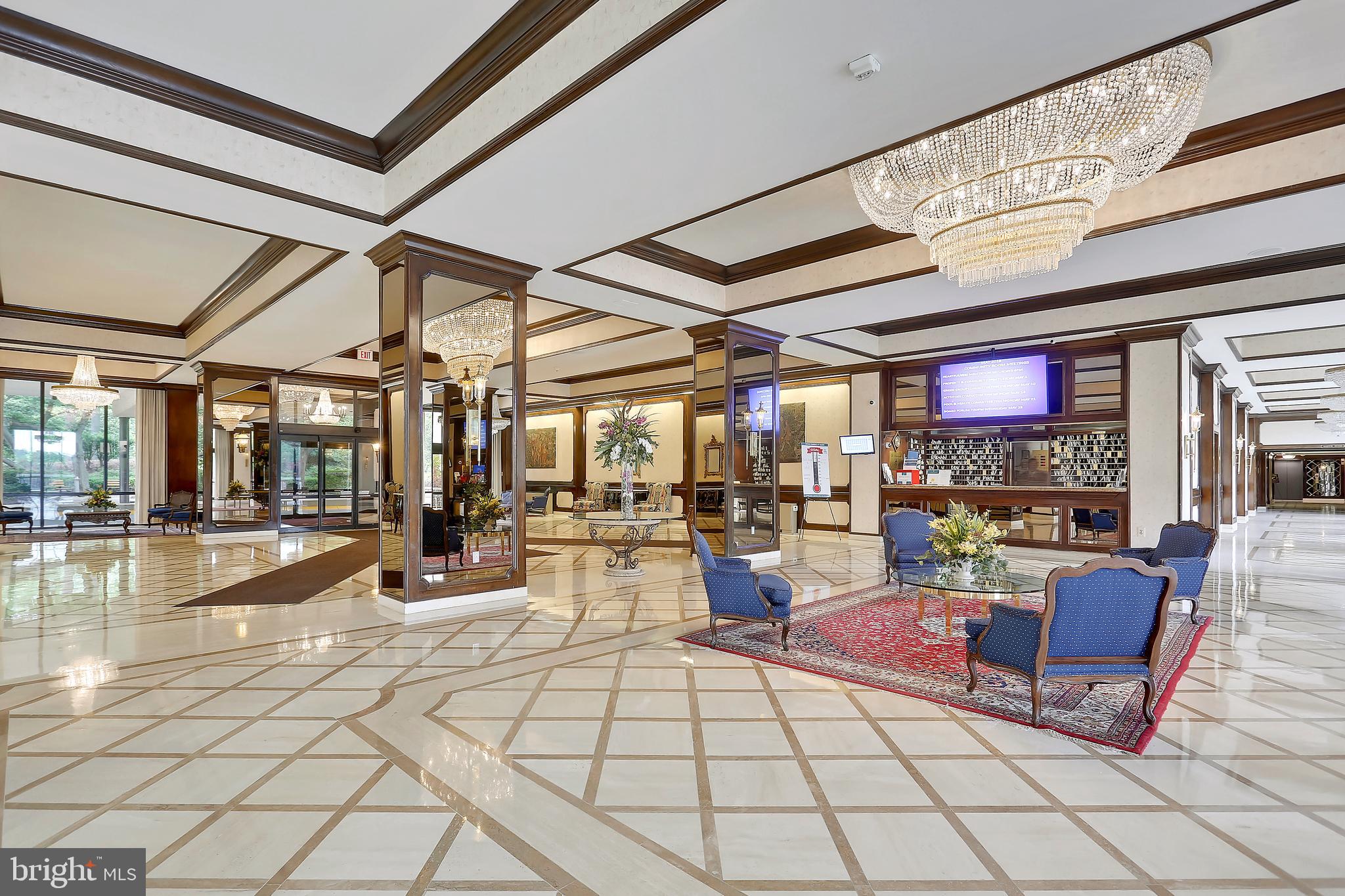 PROMENADE TOWERS - Residential