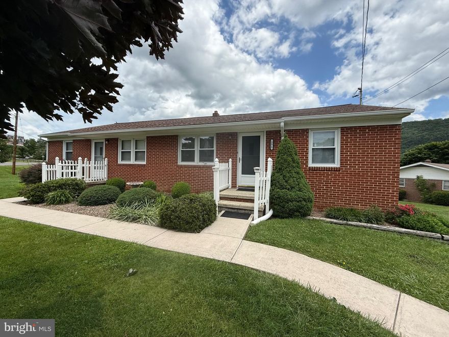 Very well kept, move in ready, Duplex in Town of Franklin, backs up to Franklin Elementary School.  Side A-3 bedrooms, 2 bathrooms, kitchen, living room and family room.  Side B-2 bedrooms and 1 bathroom, living room and kitchen.  Stoves and refrigerators convey.  House has a full basement, with oil furnace that heats both sides and a 1 car garage.   Both sides, upstairs is a place for a stackable washer/dryer or you can have a full size washer/dryer in both sides of the basement.  Great investment opportunity or live in one side and rent out the other.