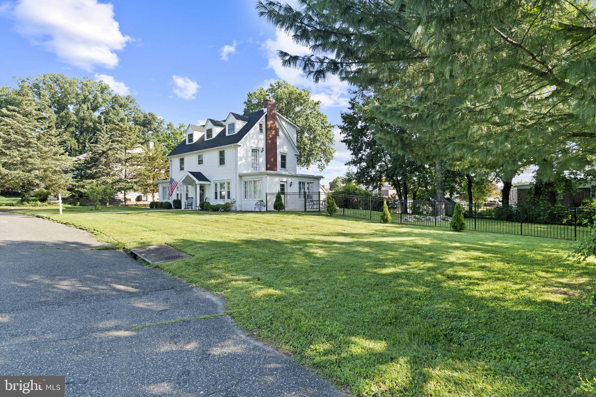 CRESTMONT FARMS - Residential