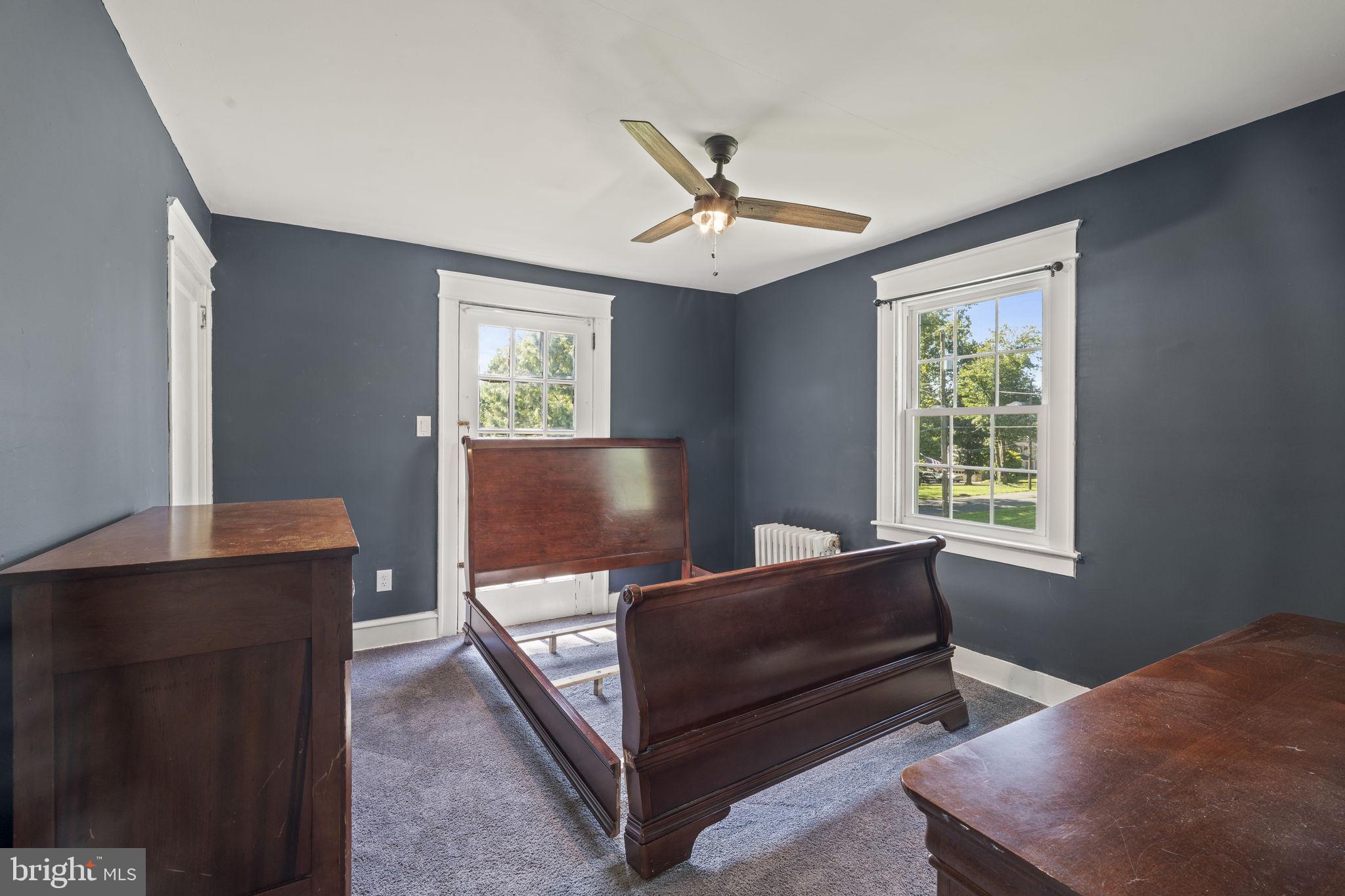 CRESTMONT FARMS - Residential