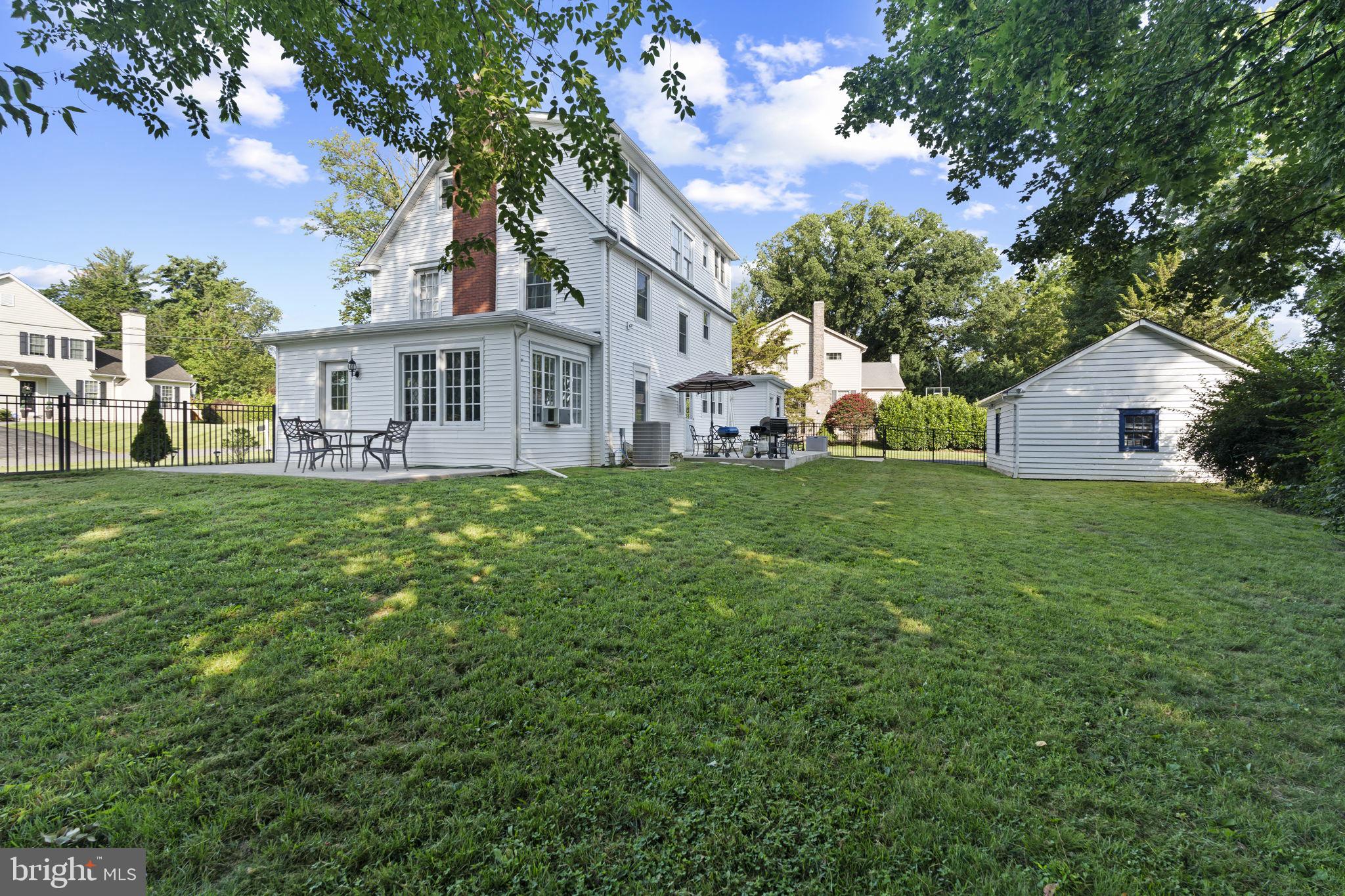 CRESTMONT FARMS - Residential