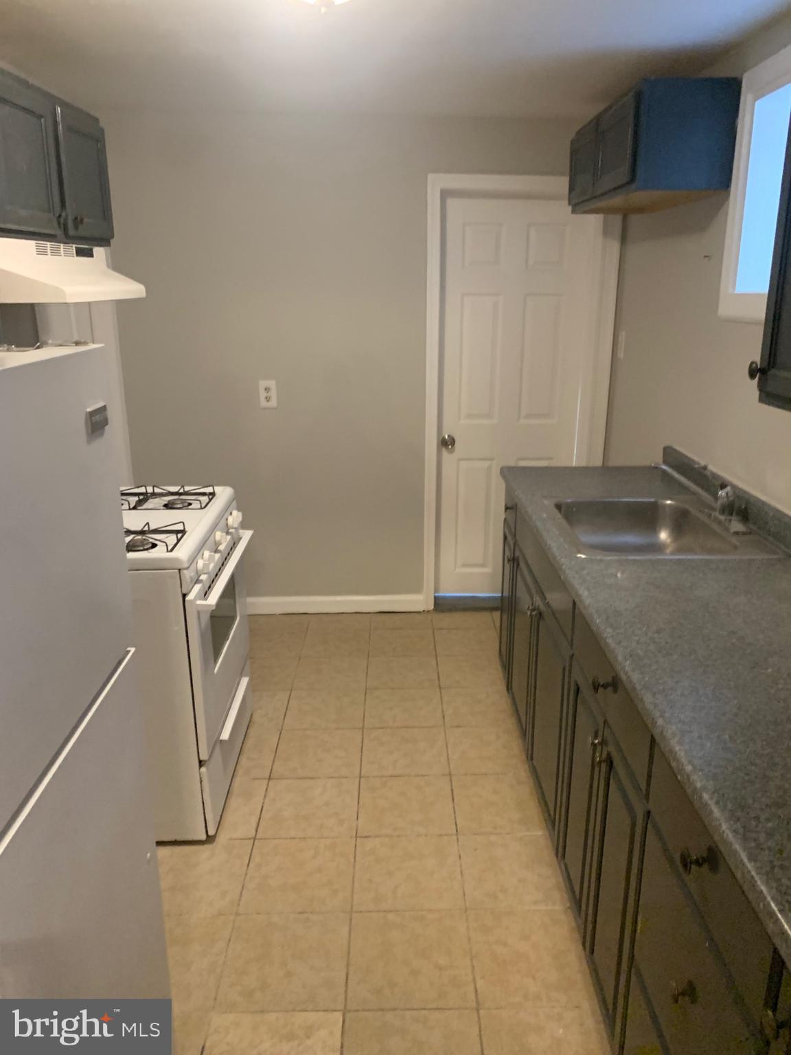 PHILADELPHIA (SOUTHWEST) - Residential Lease