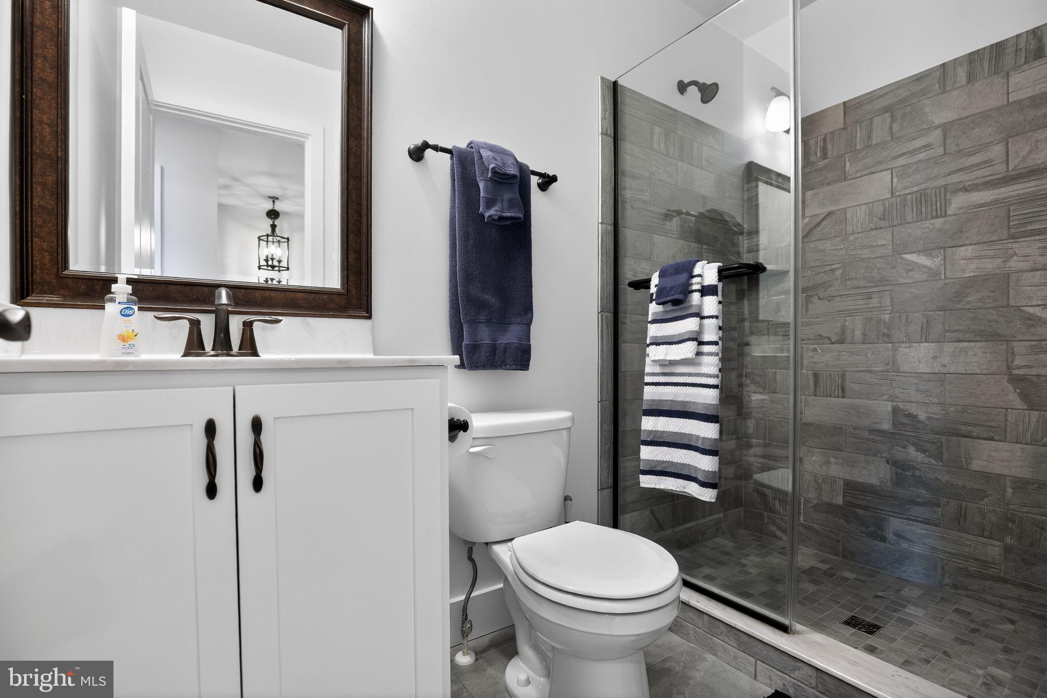 OWINGS BEACH - Residential