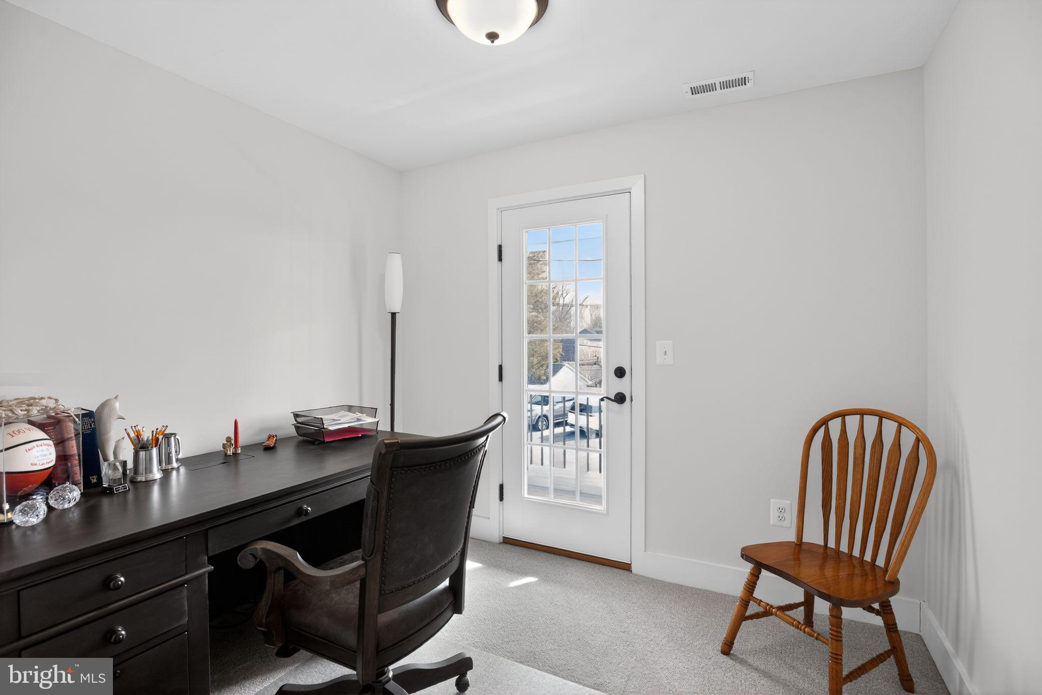 OWINGS BEACH - Residential