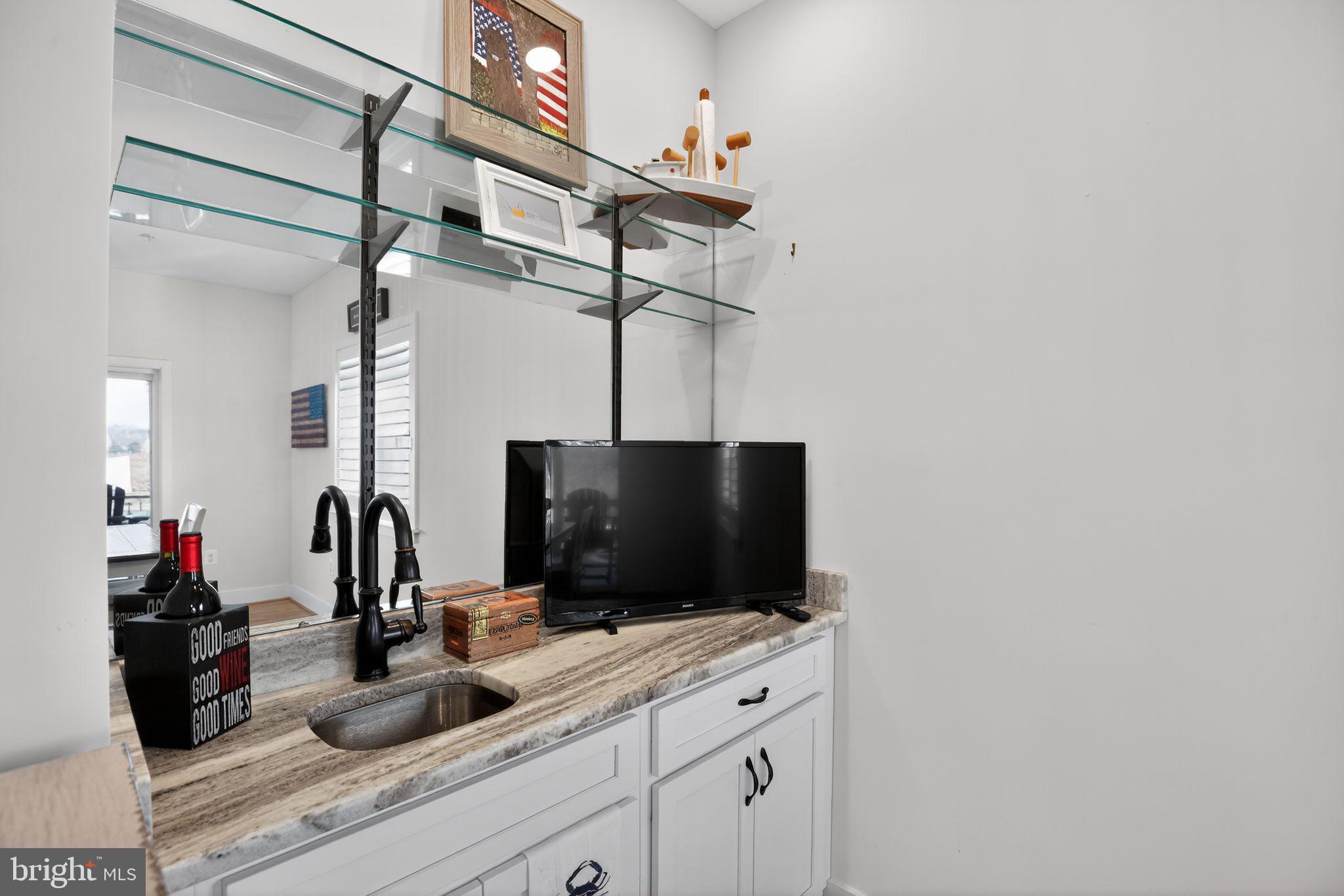 OWINGS BEACH - Residential