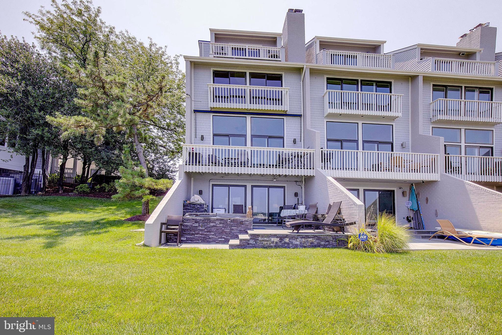 EASTPORT - Residential