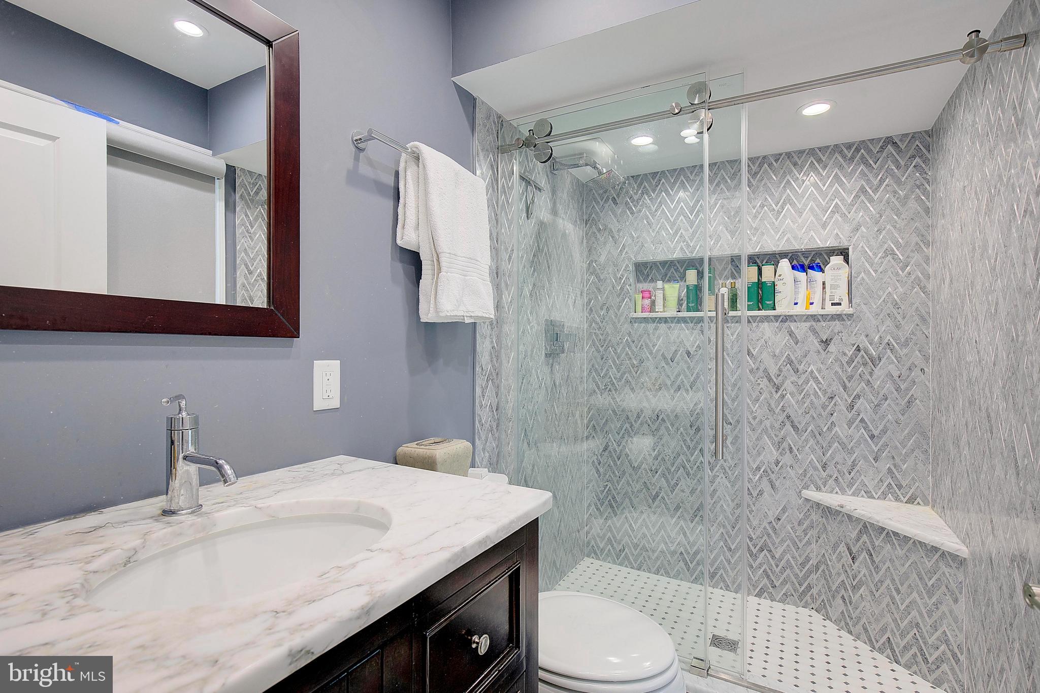 EASTPORT - Residential