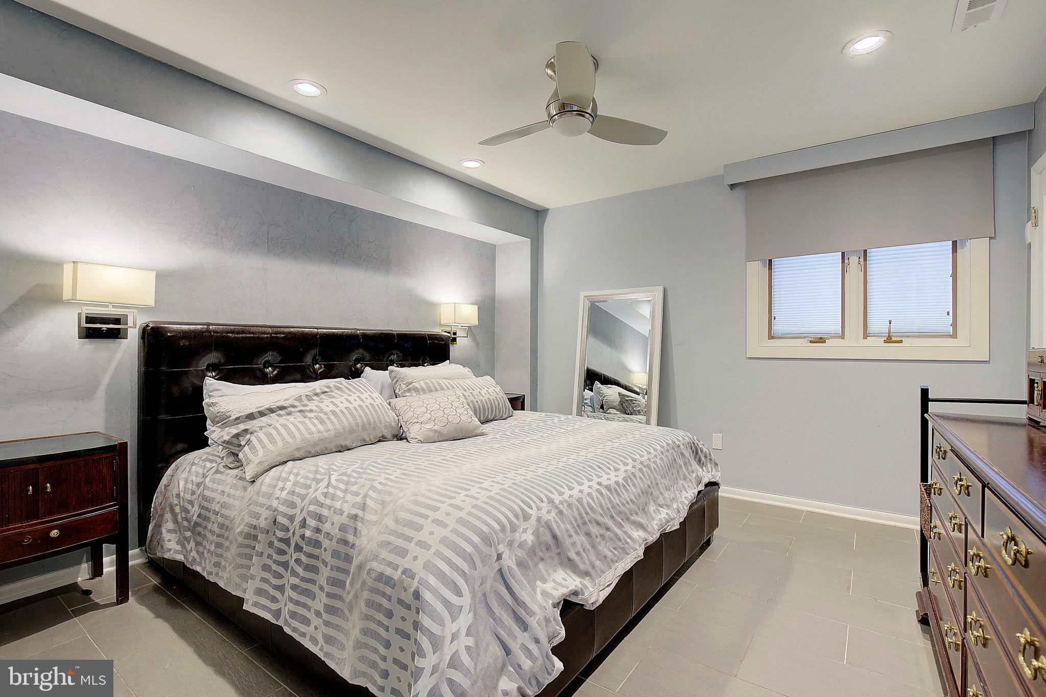 EASTPORT - Residential