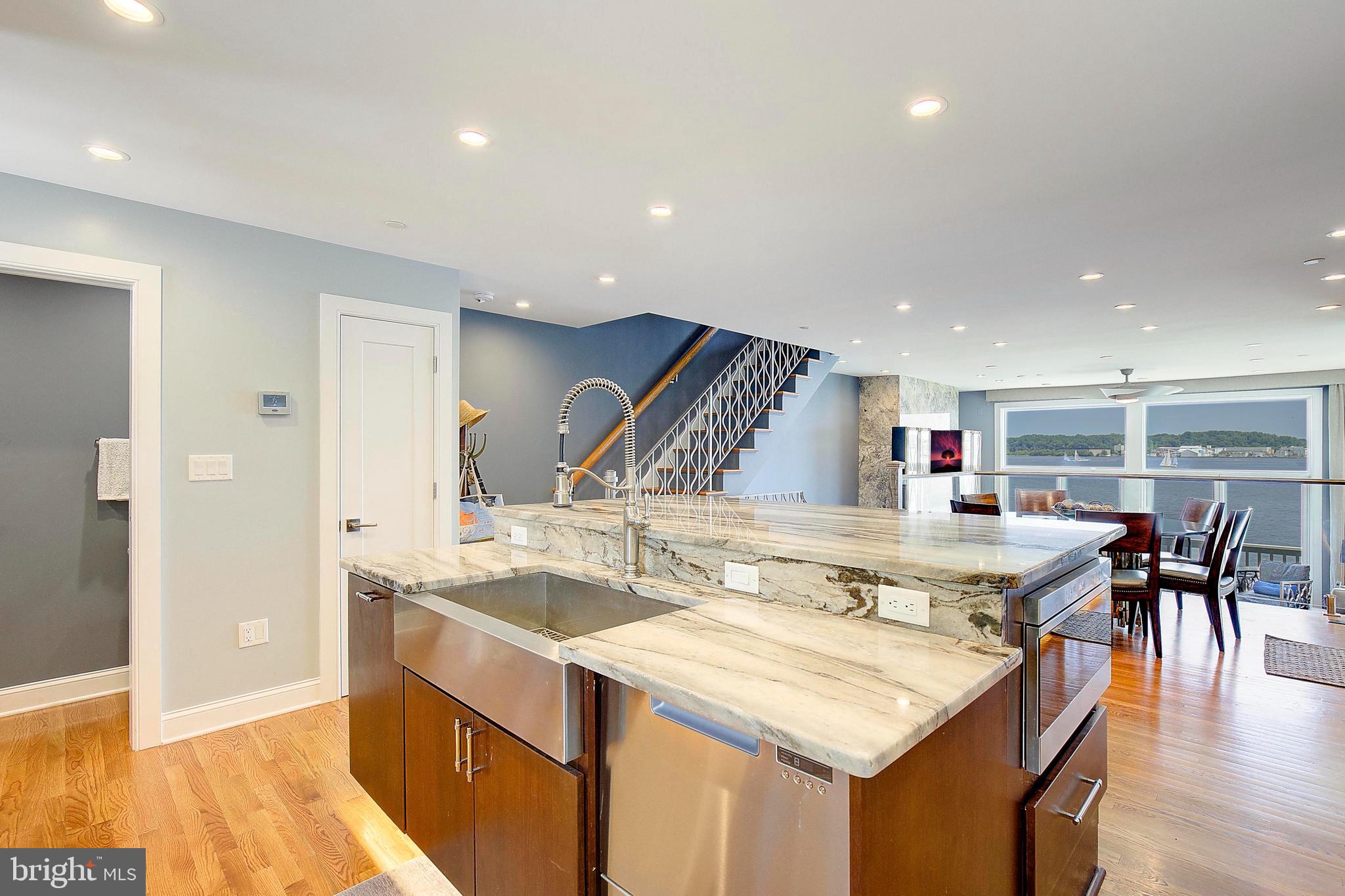 EASTPORT - Residential