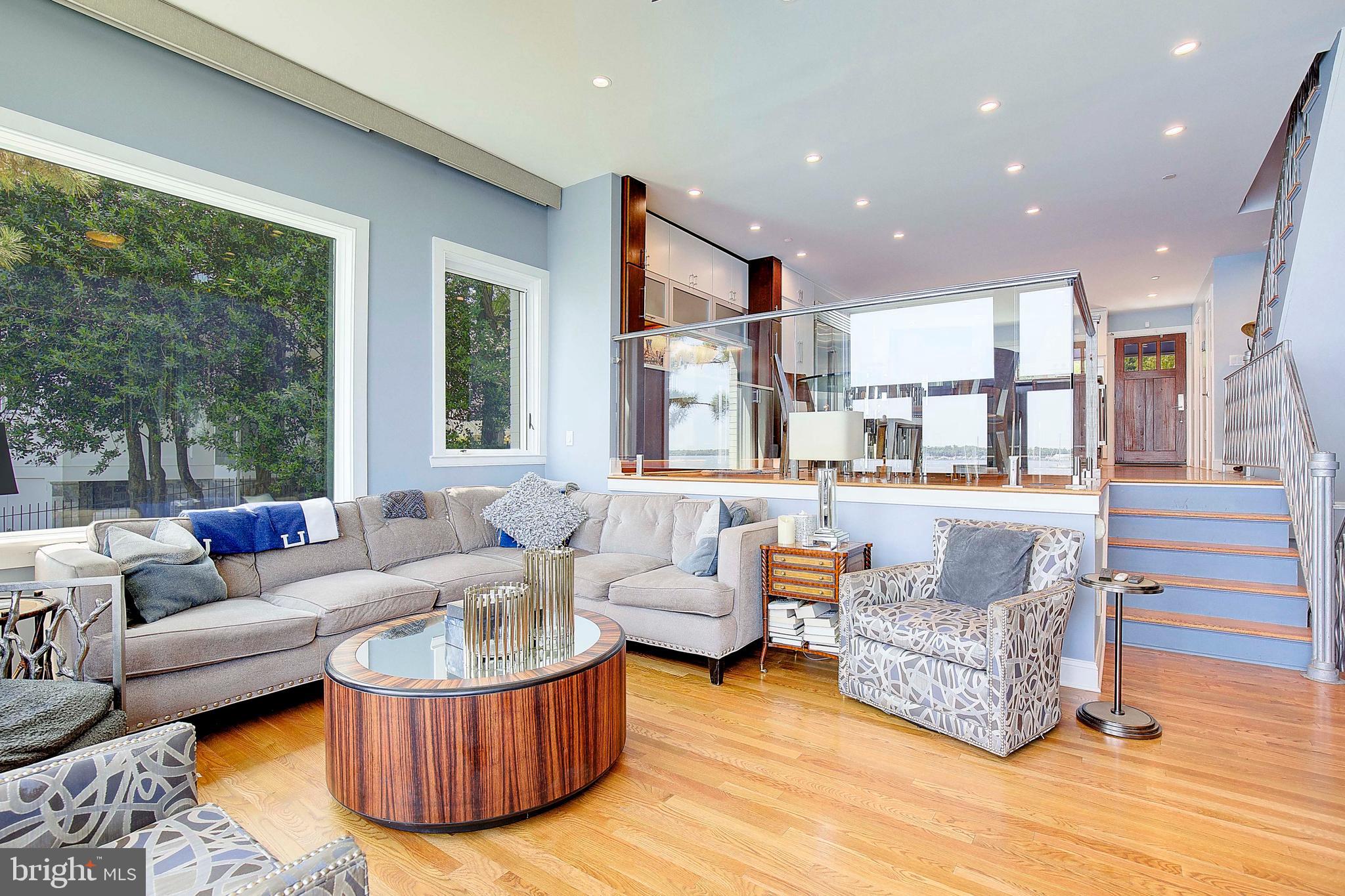 EASTPORT - Residential