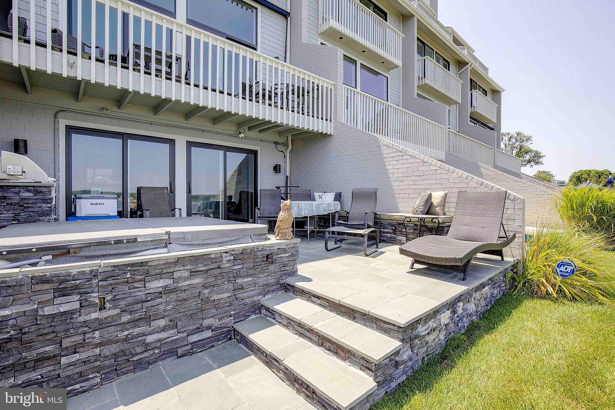 EASTPORT - Residential