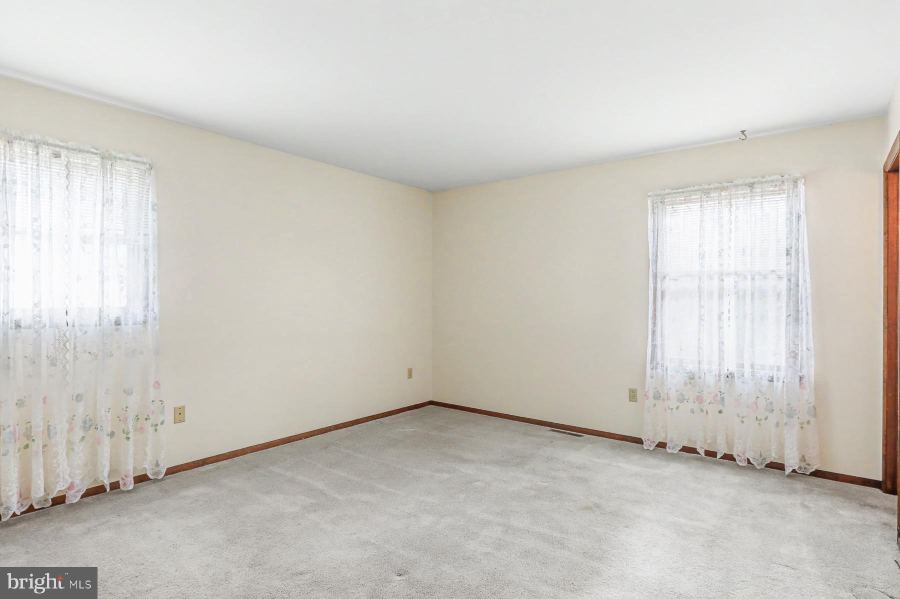 LAKE MEADE - Residential