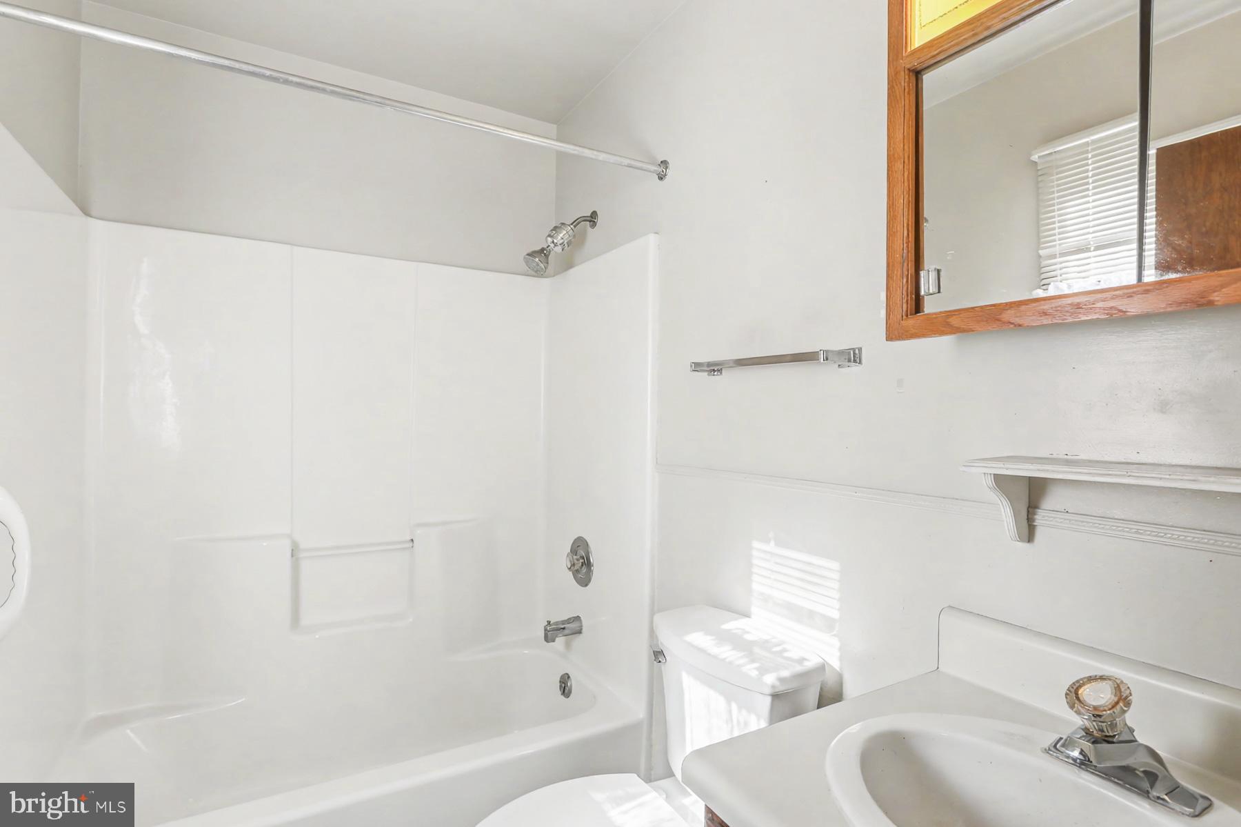 LAKE MEADE - Residential