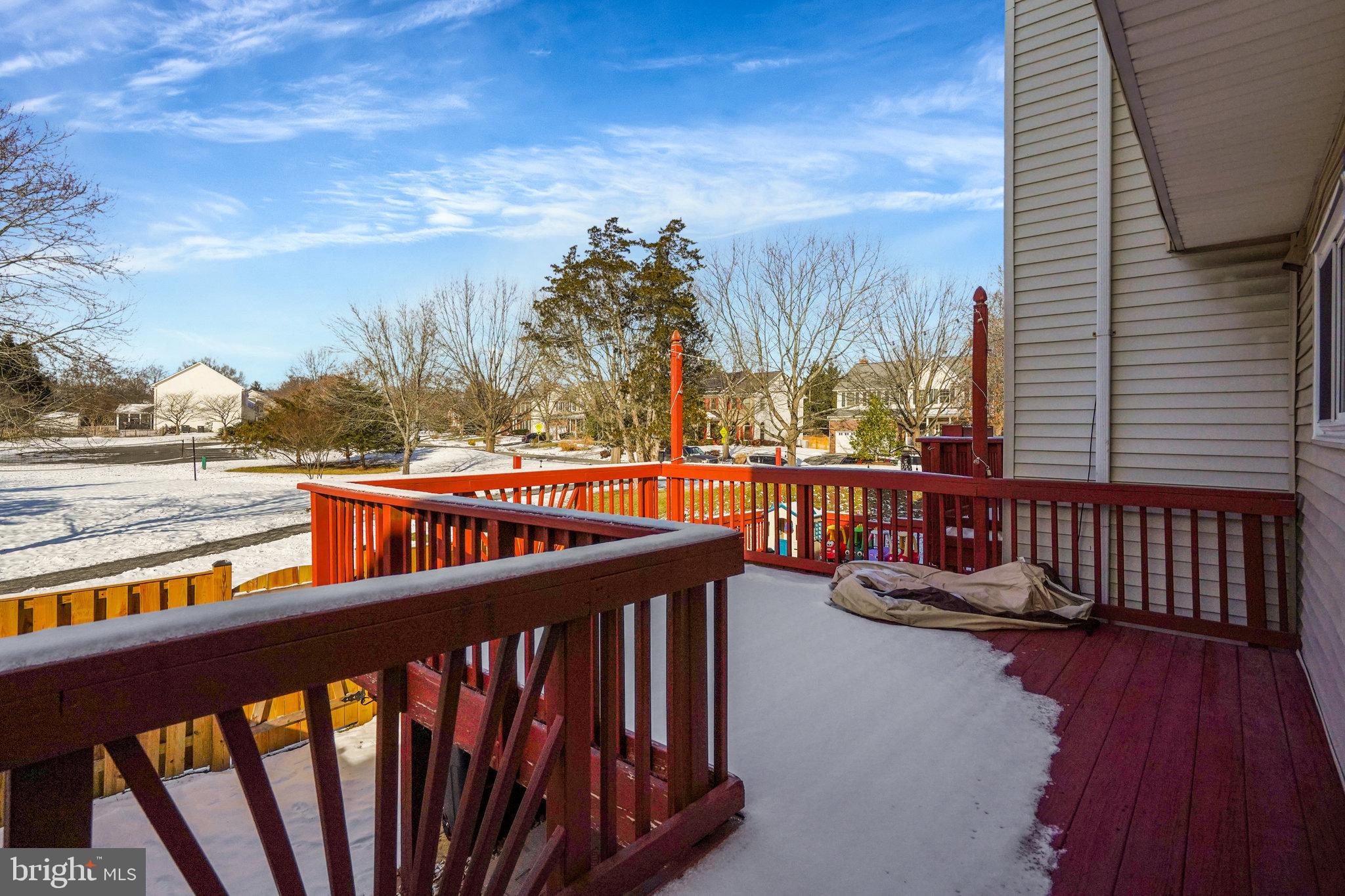 ASHBURN FARM - Residential