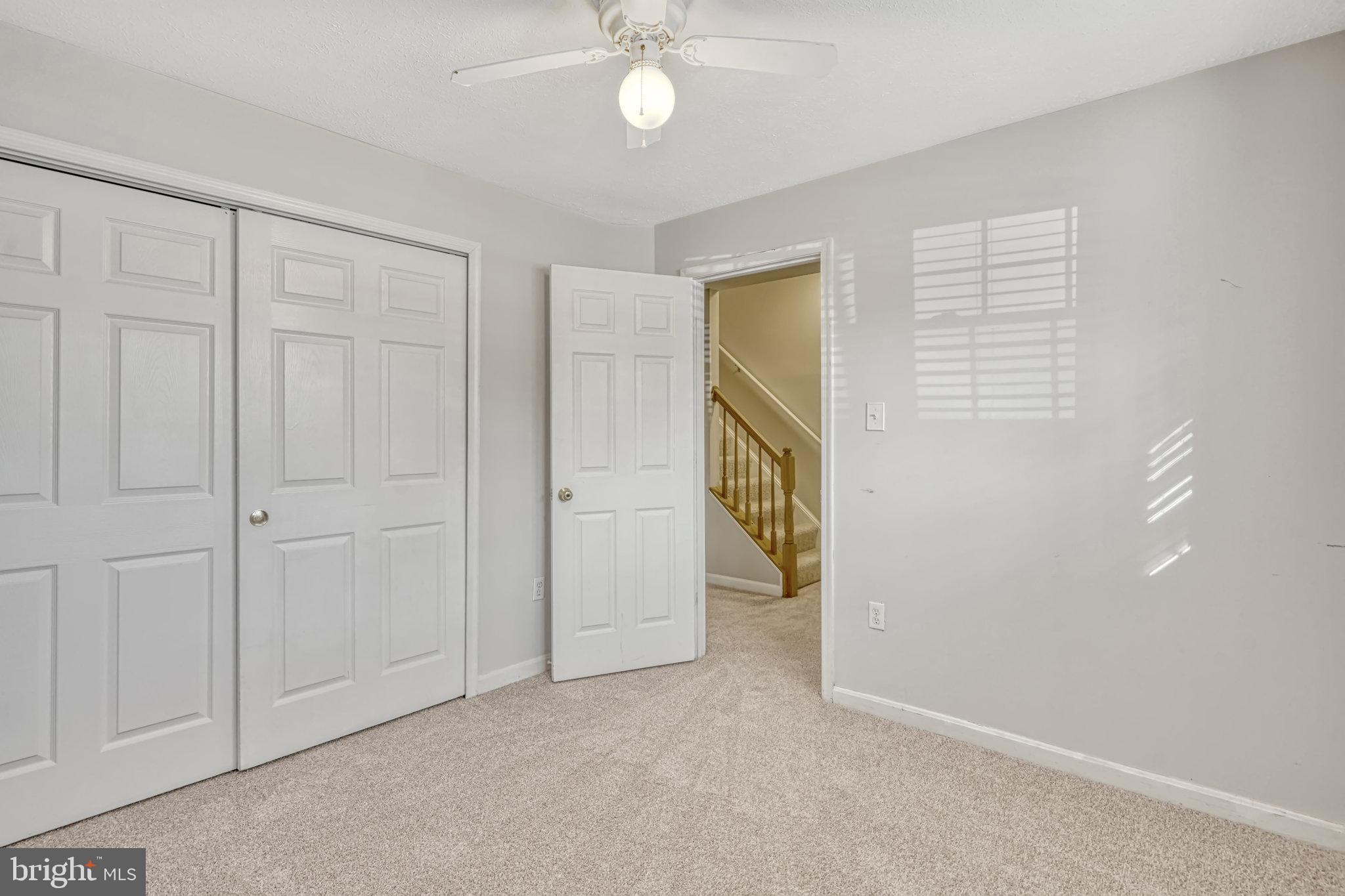 ASHBURN FARM - Residential