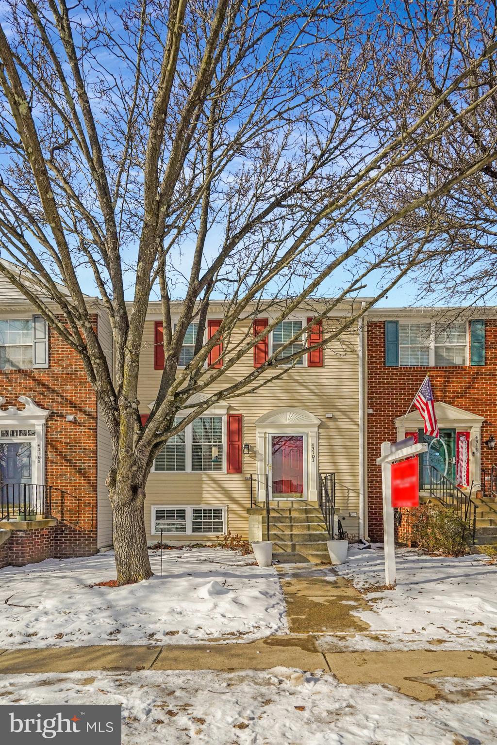 ASHBURN FARM - Residential