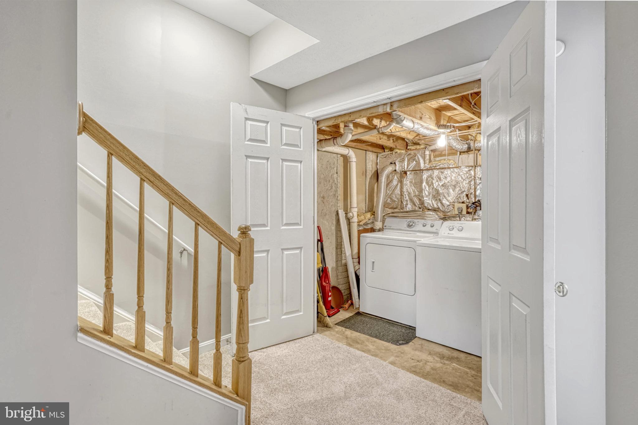 ASHBURN FARM - Residential