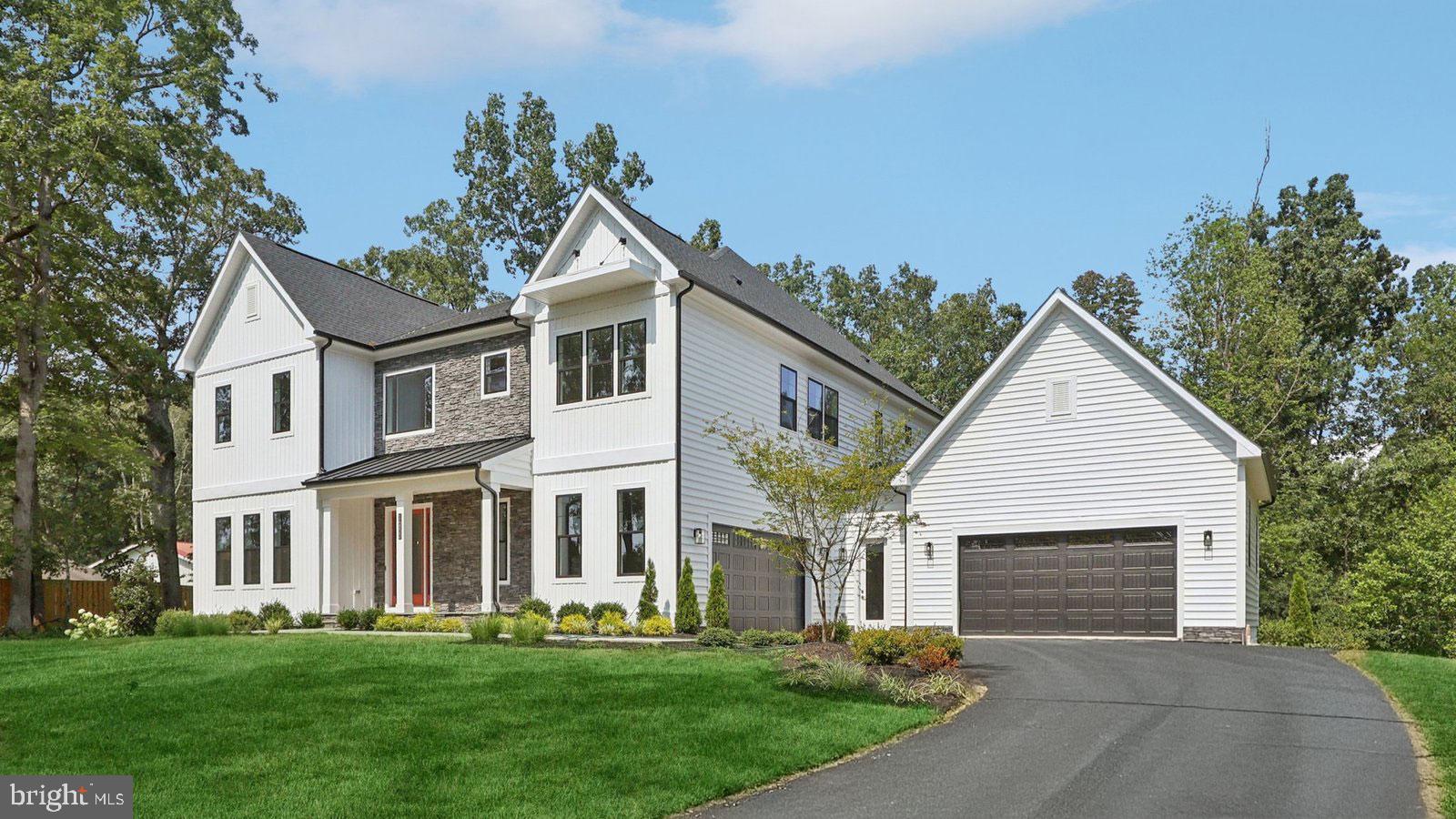 14800 FAUQUIER PINES COURT