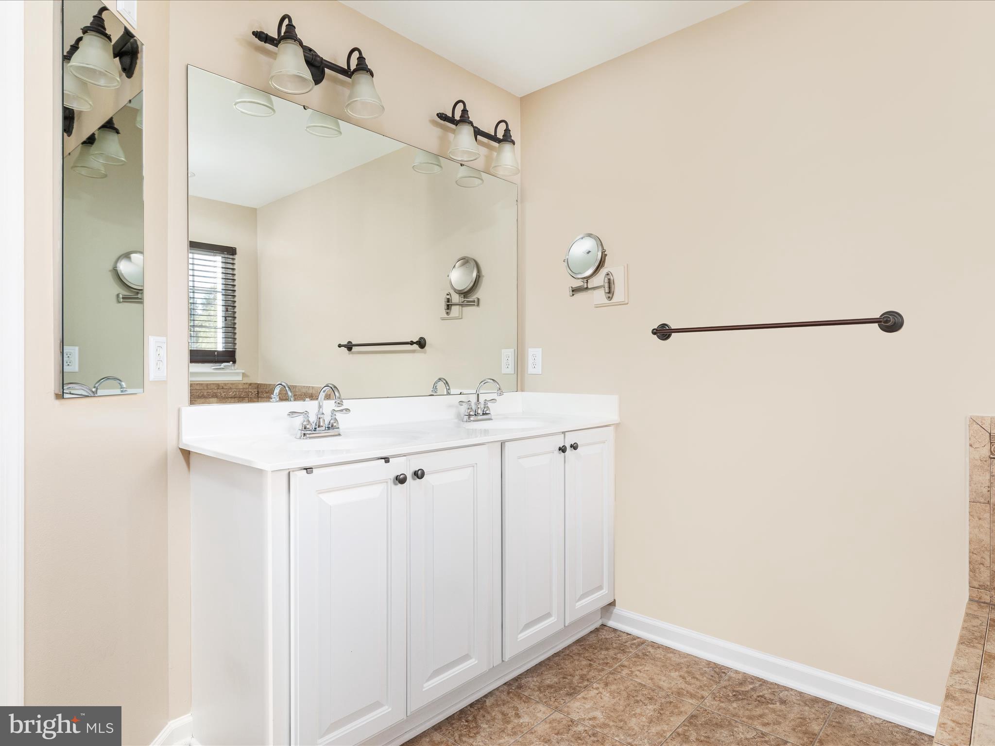 STEPHENS LANDING - Residential