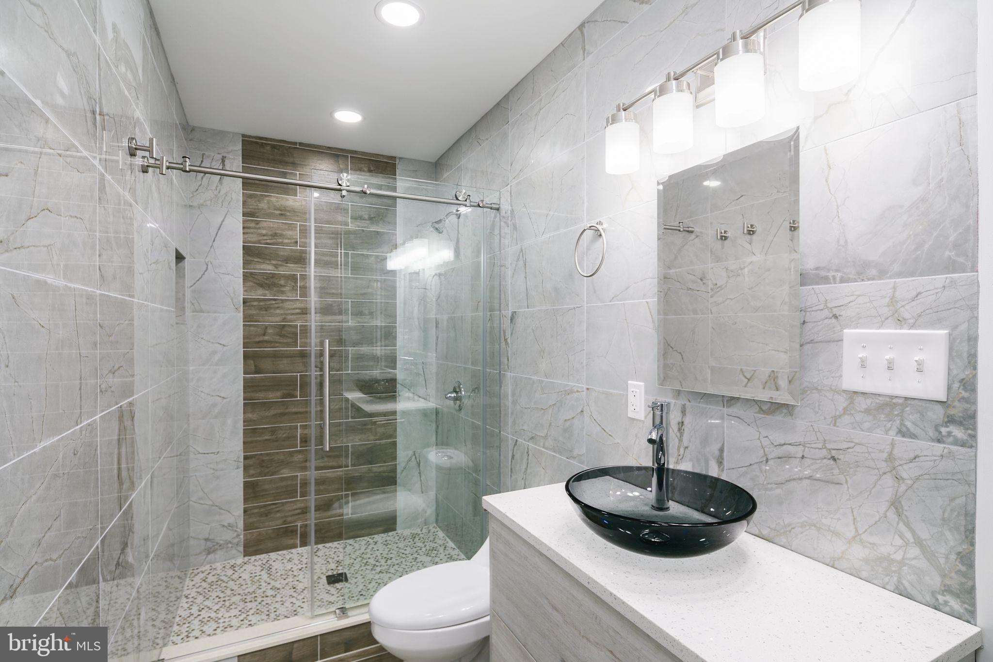 KENSINGTON - Residential Lease