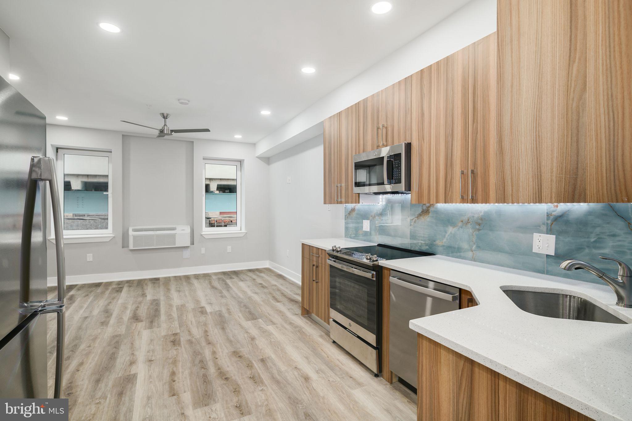 KENSINGTON - Residential Lease