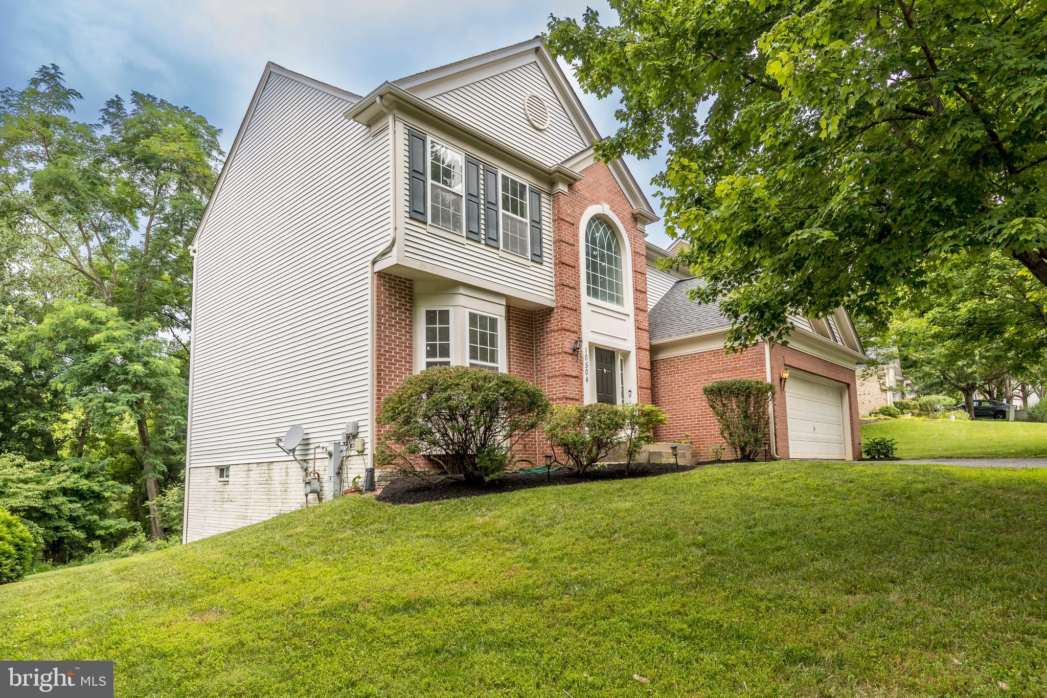 10504 WILLOW VISTA WAY
