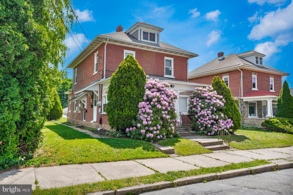 Photo of 337 N 5th Street, LEHIGHTON, PA 18235 (MLS # PACC2007660)