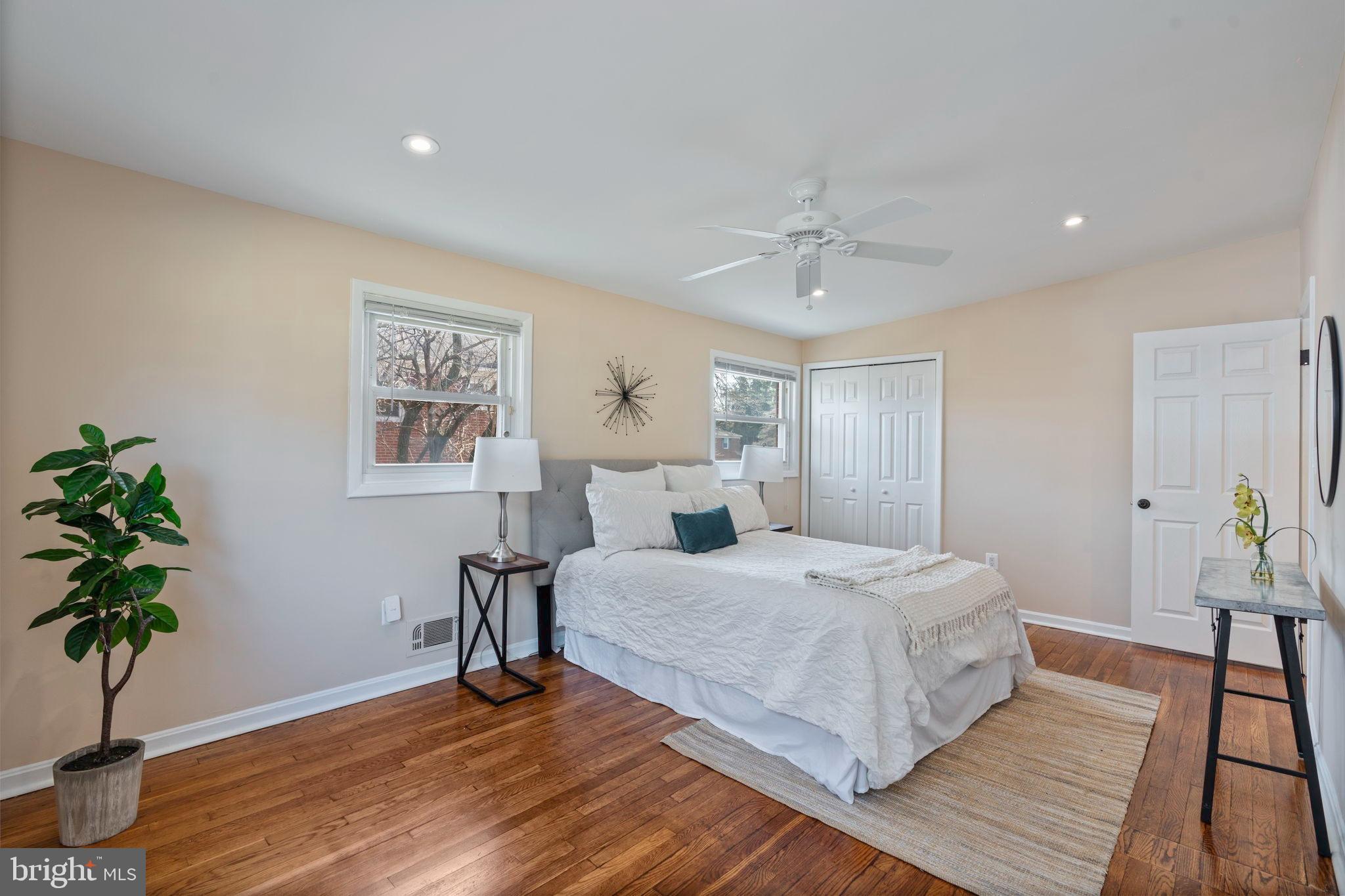 GLENMONT - Residential