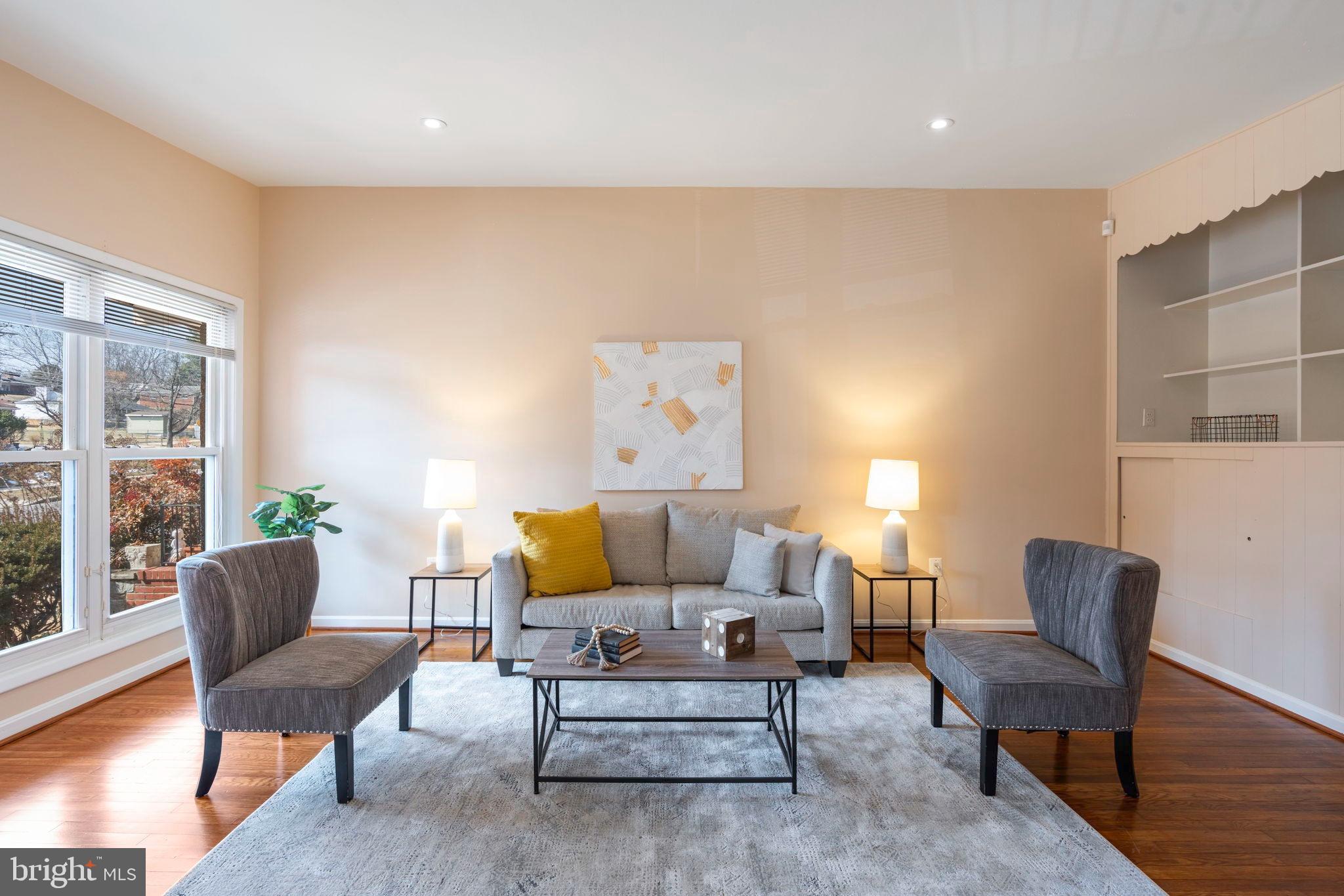 GLENMONT - Residential