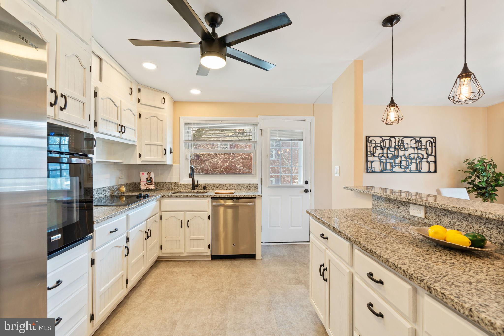 GLENMONT - Residential