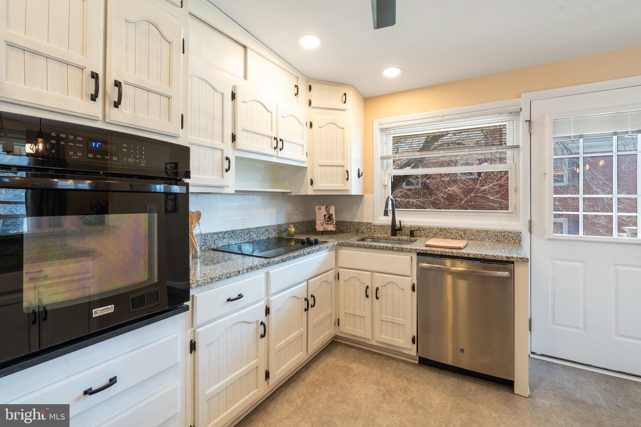 GLENMONT - Residential