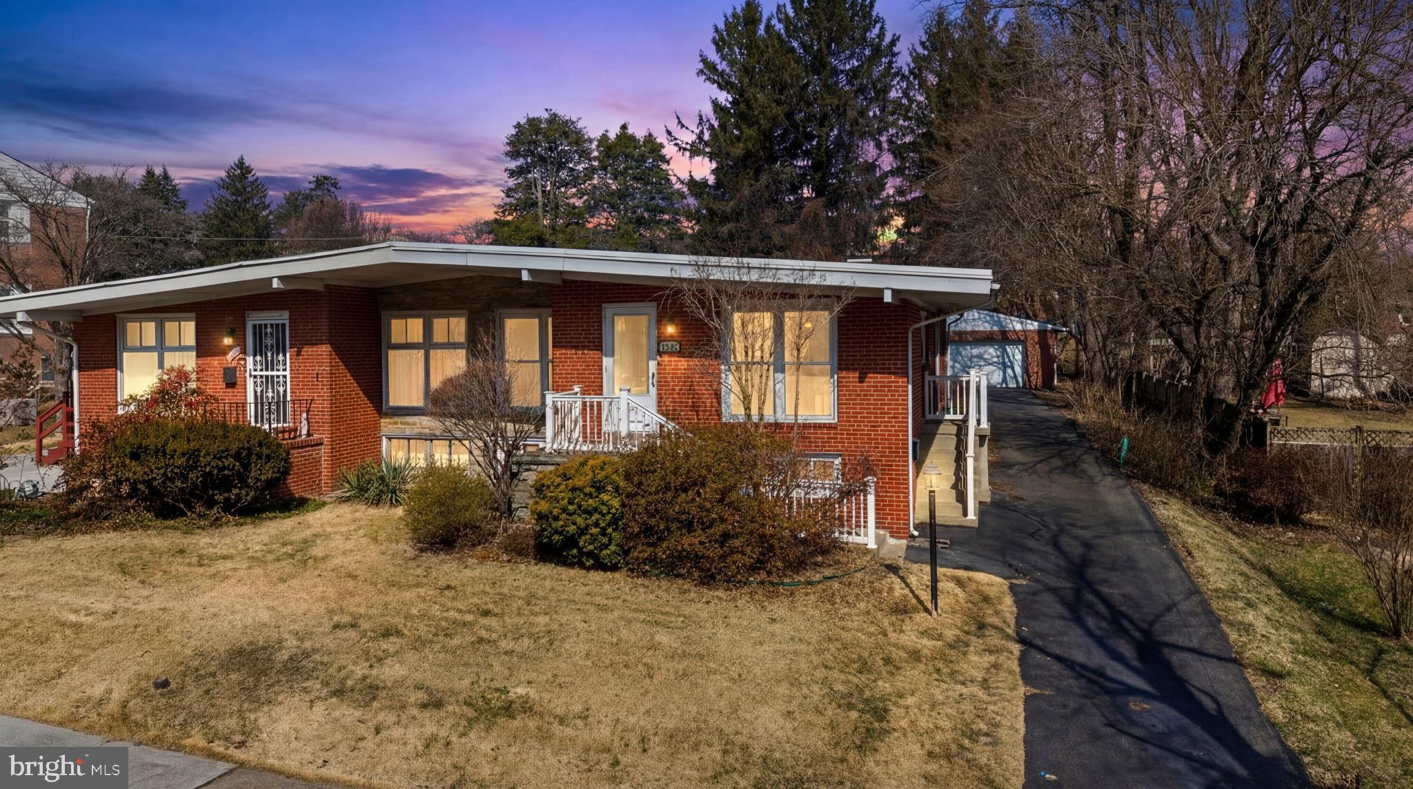 GLENMONT - Residential