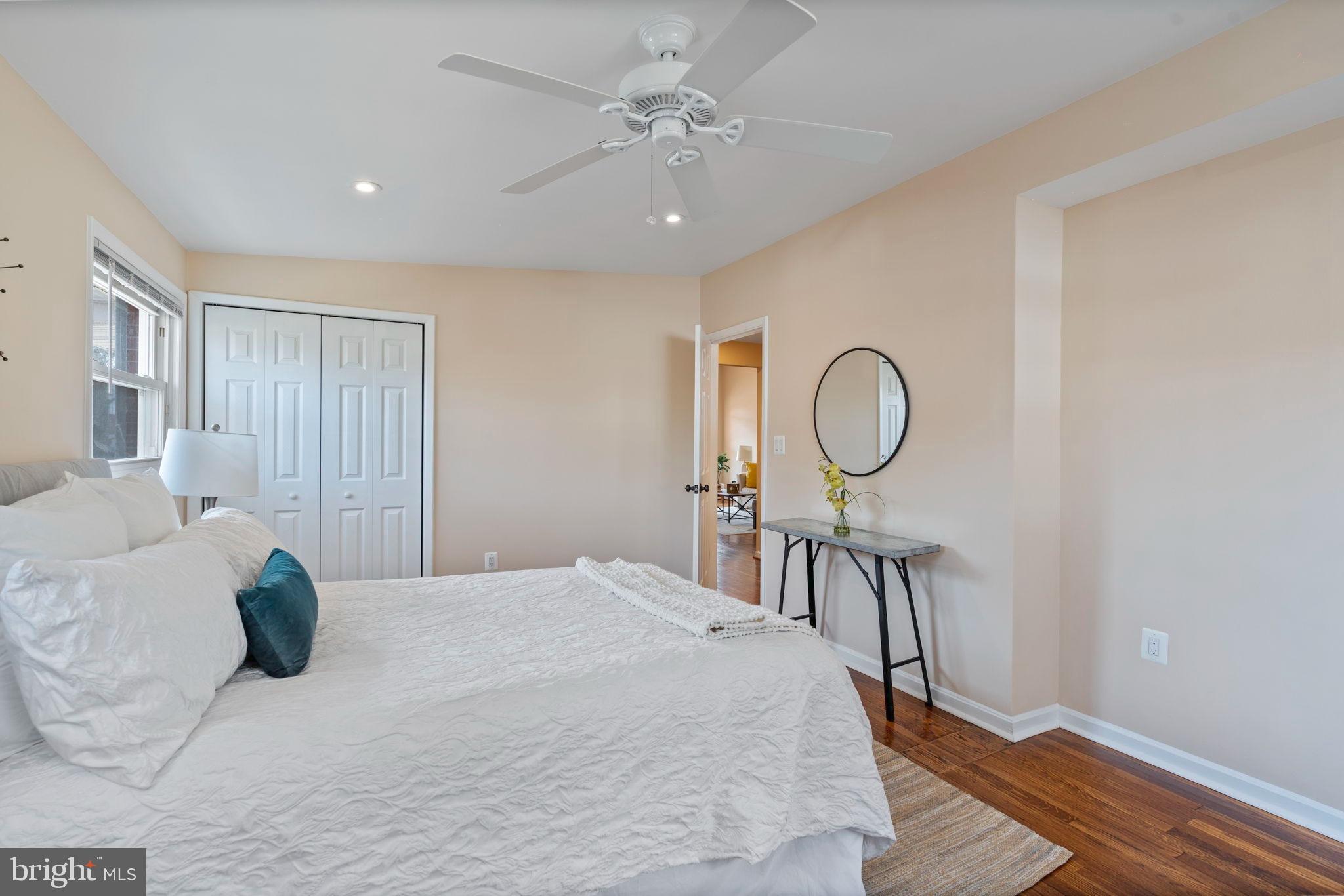 GLENMONT - Residential