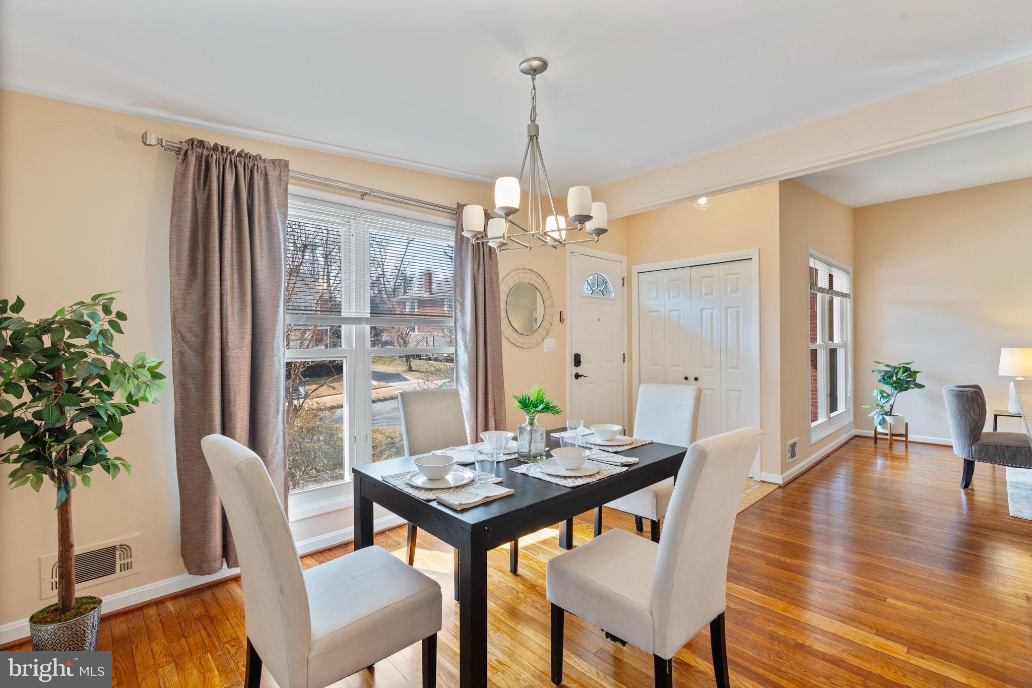 GLENMONT - Residential