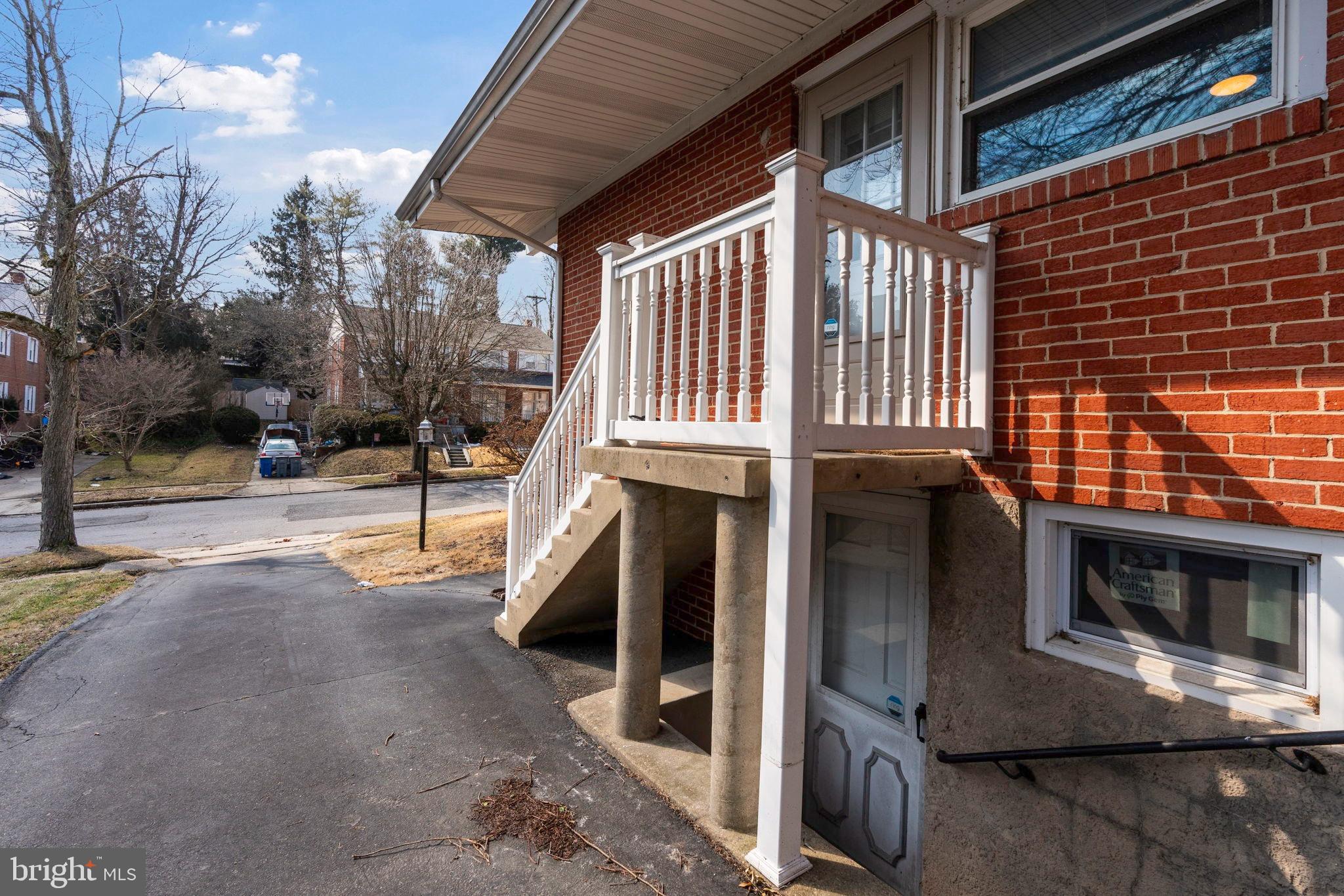 GLENMONT - Residential