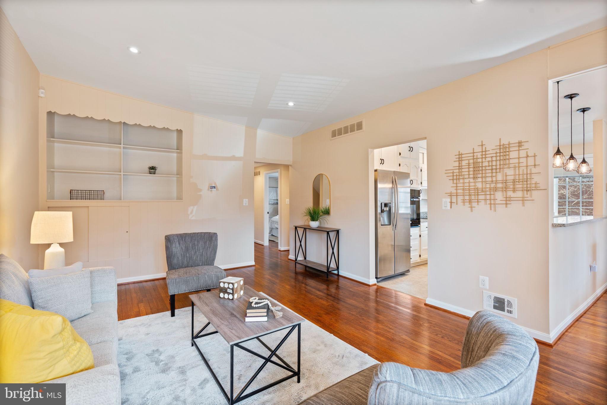 GLENMONT - Residential