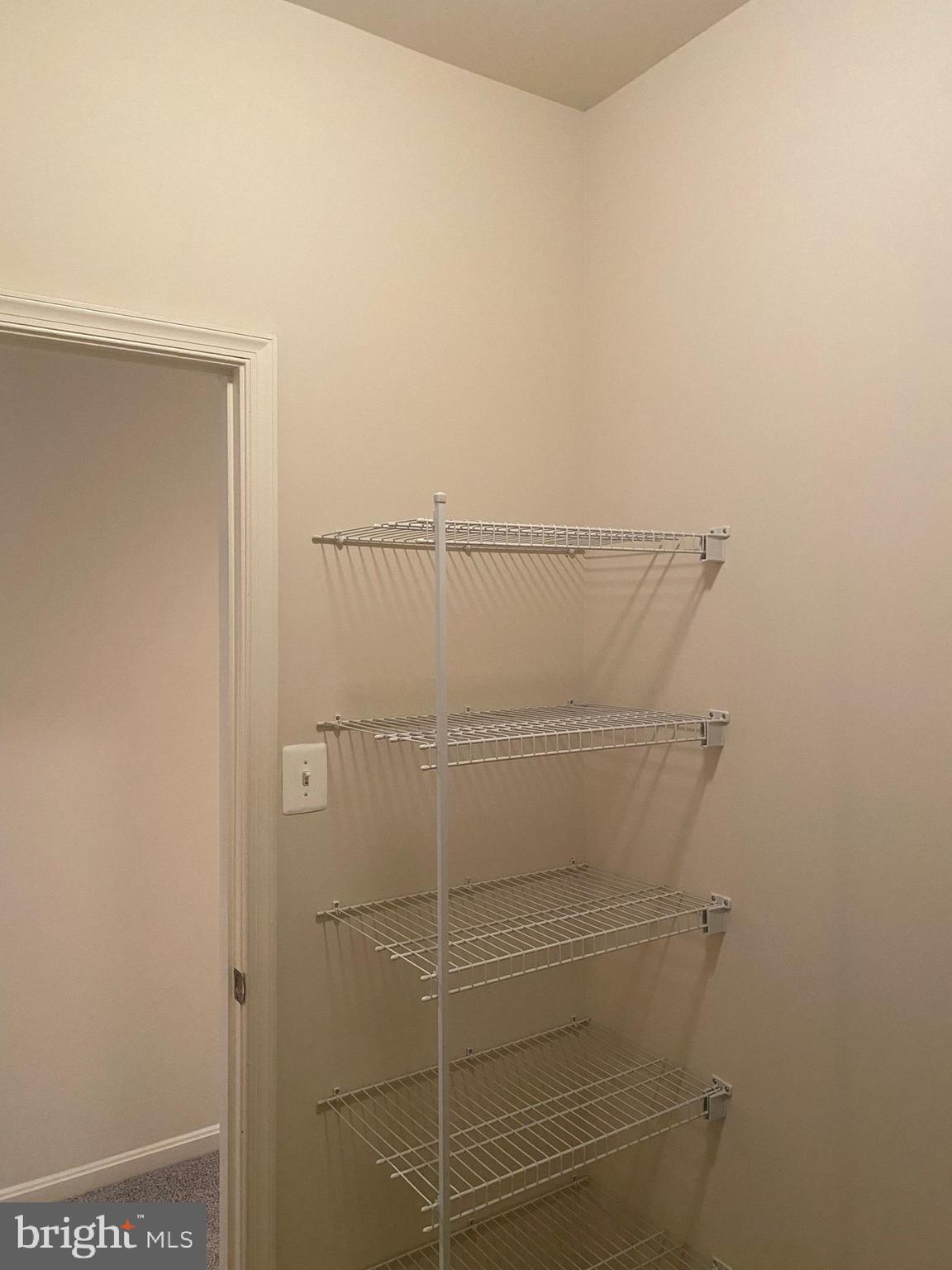 MADISON CRESCENT CONDOMINIUM - Residential Lease