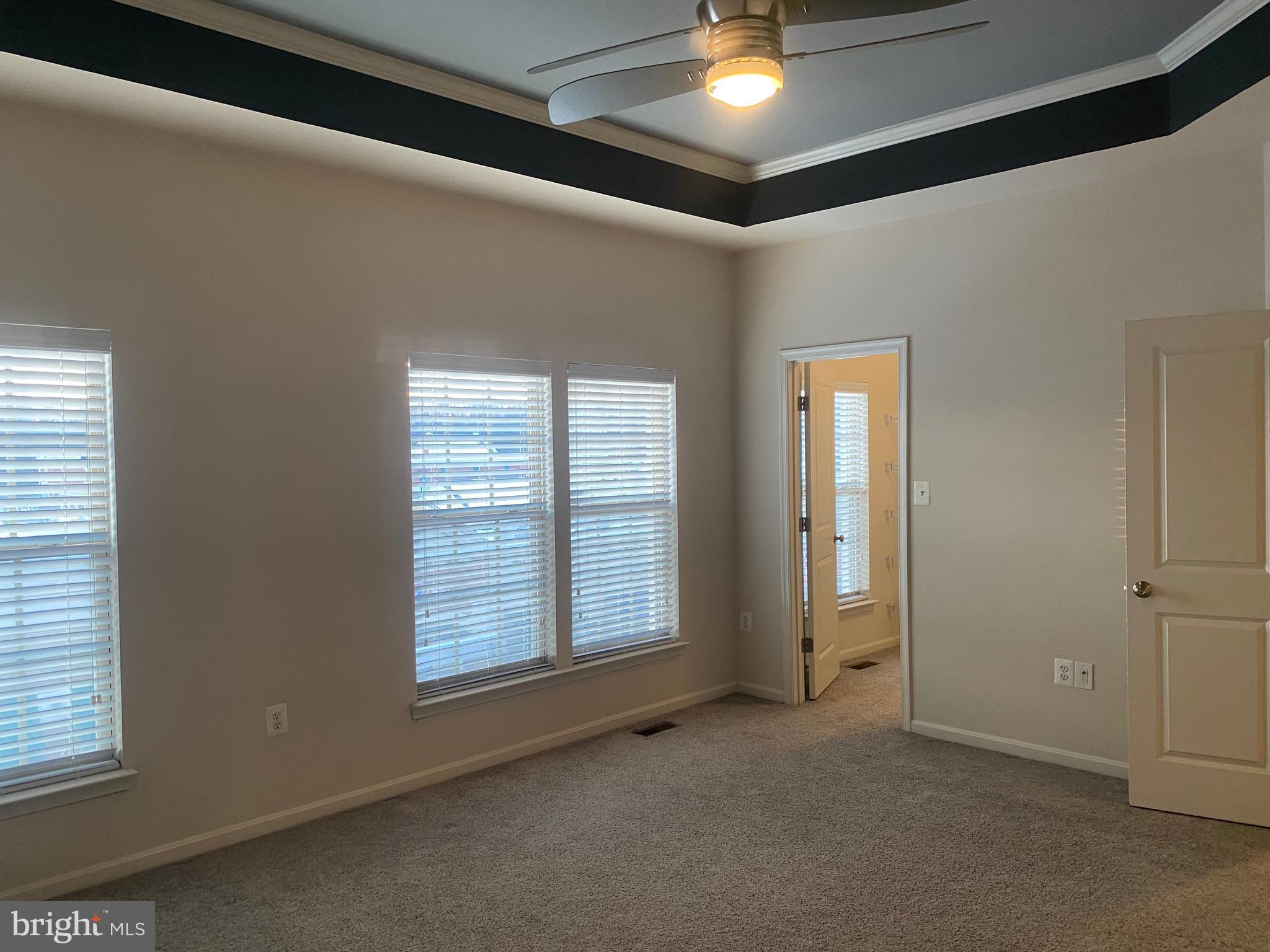 MADISON CRESCENT CONDOMINIUM - Residential Lease