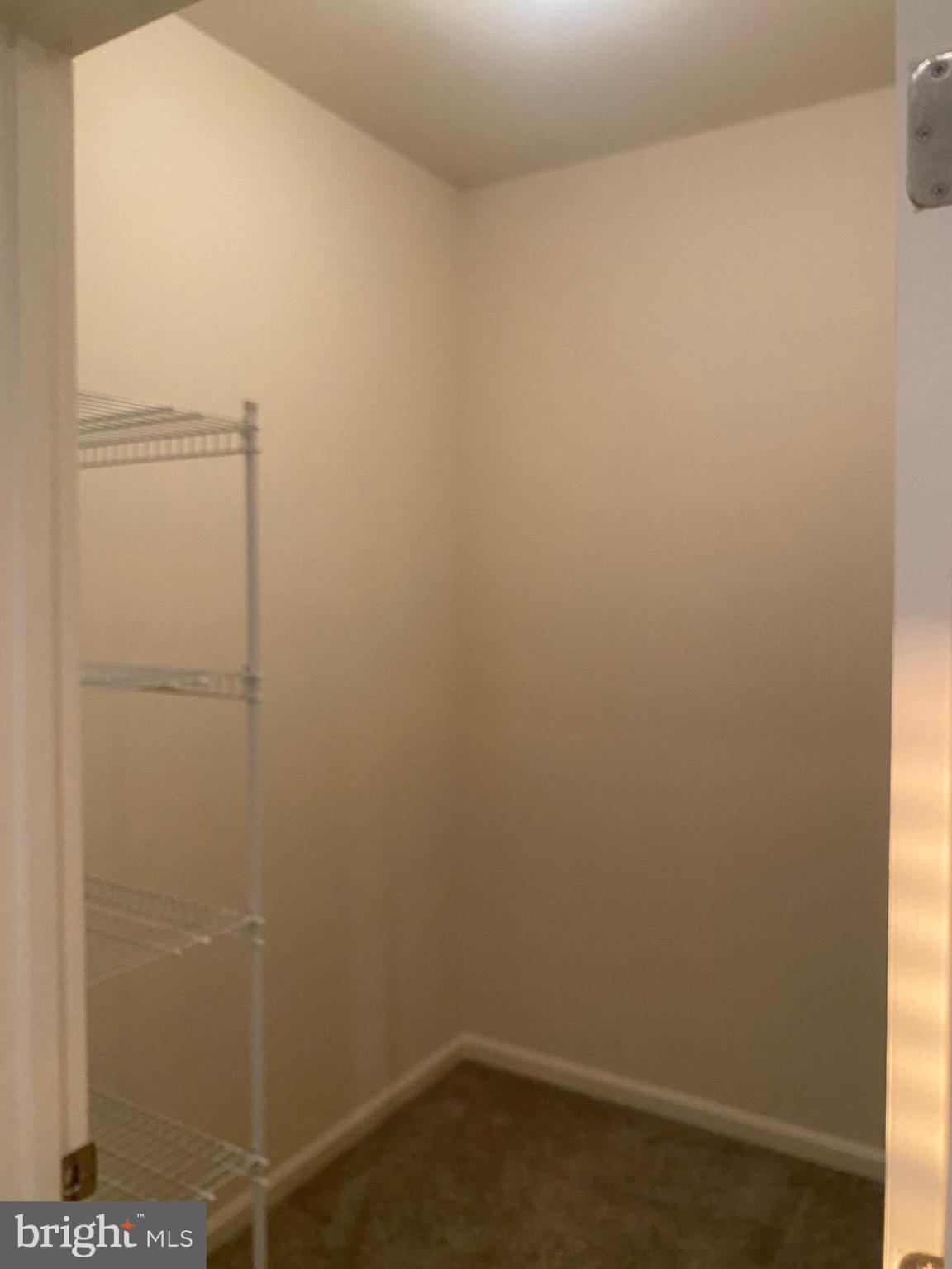 MADISON CRESCENT CONDOMINIUM - Residential Lease