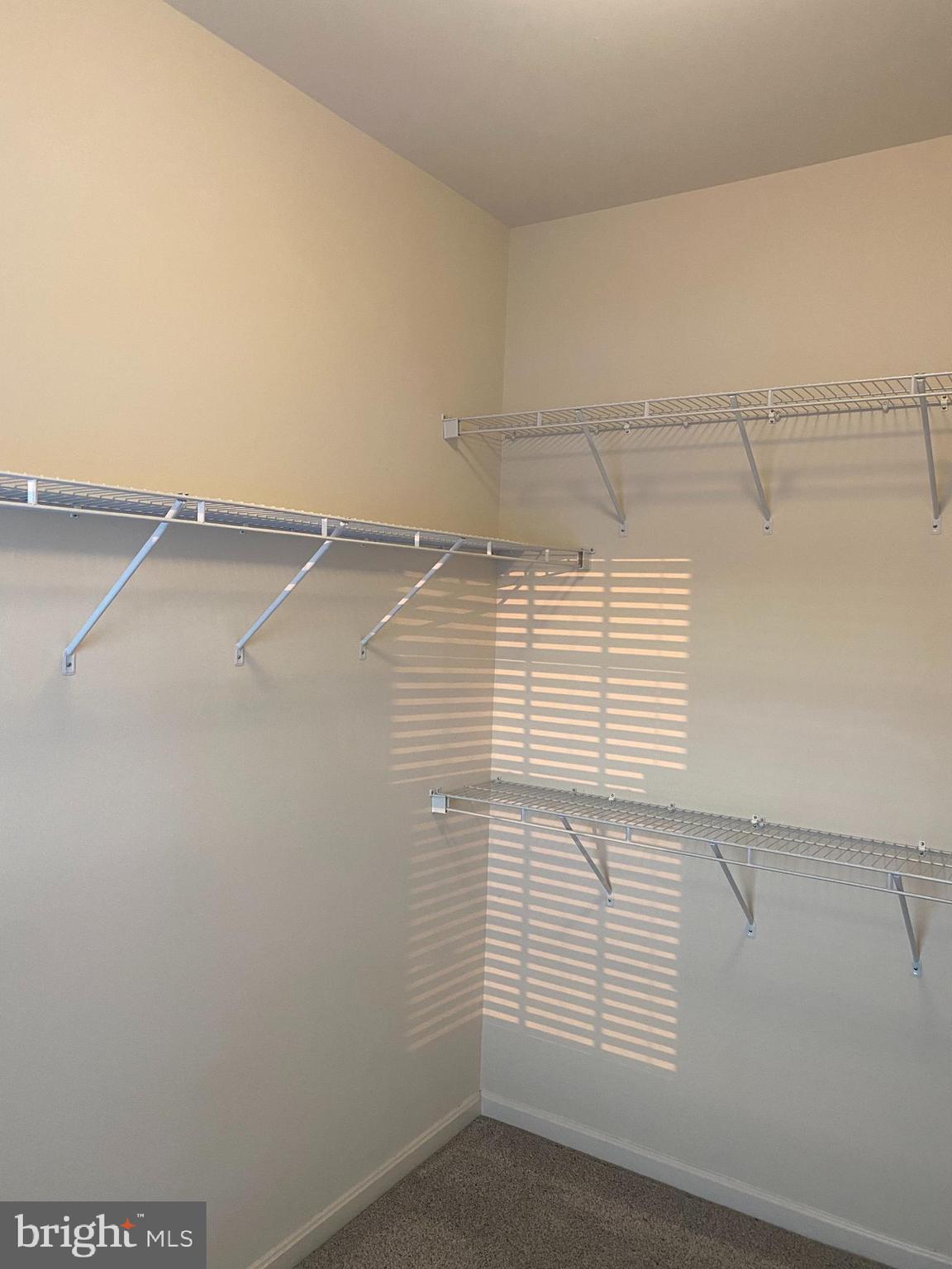 MADISON CRESCENT CONDOMINIUM - Residential Lease